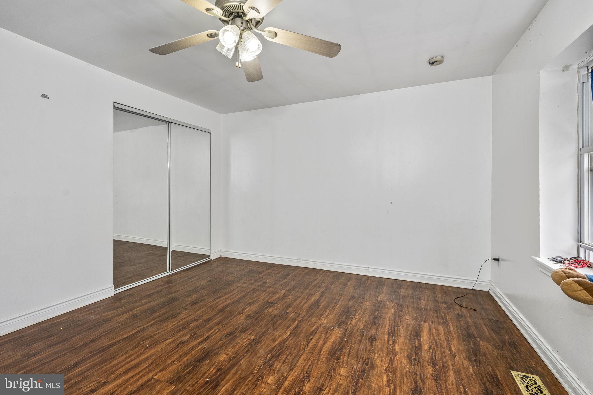 NORRISTOWN - Residential