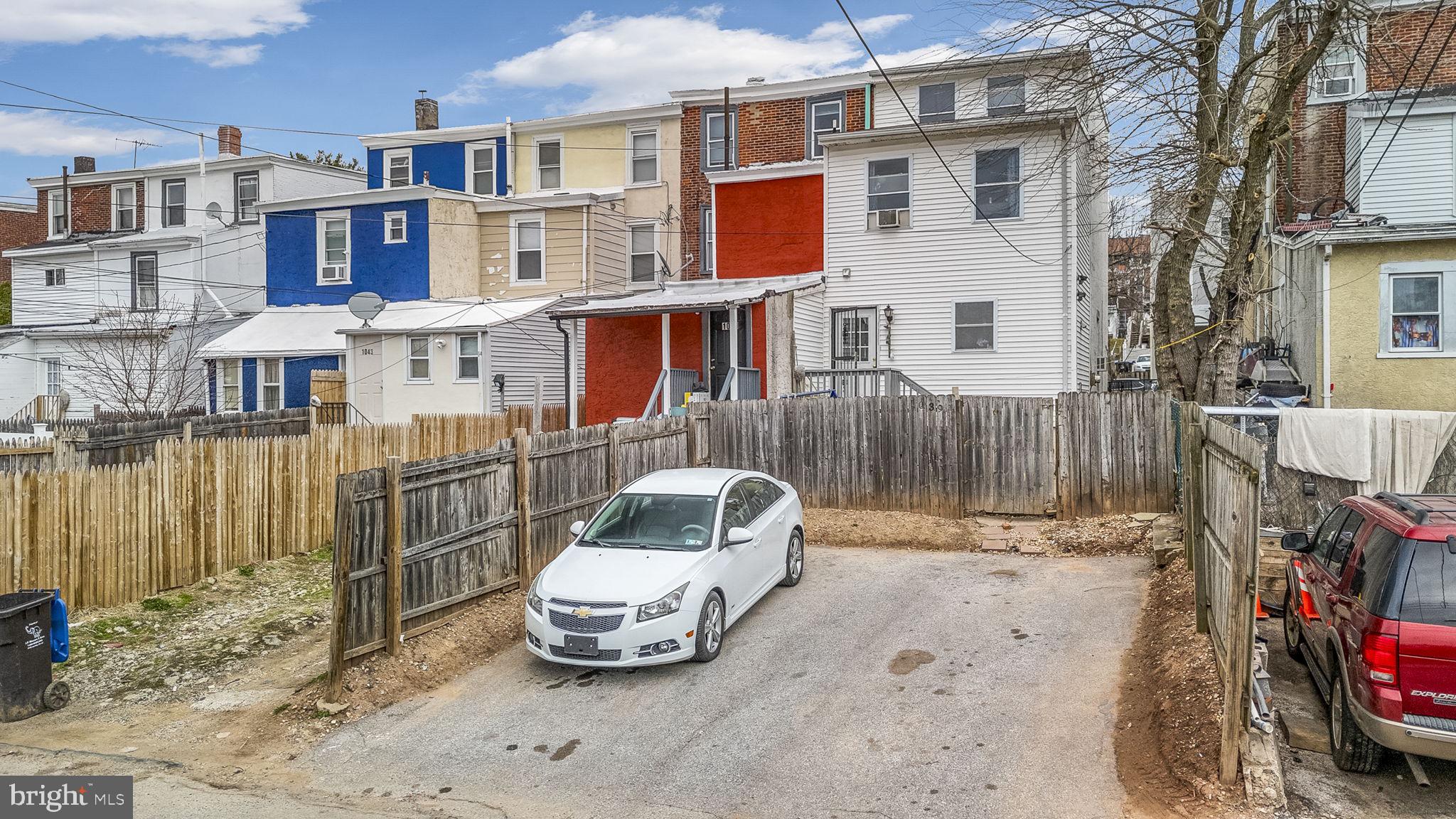 NORRISTOWN - Residential