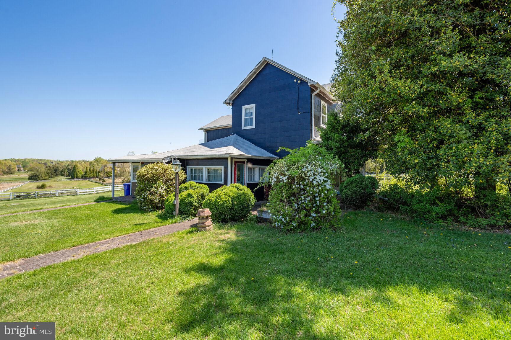 DARNESTOWN OUTSIDE - Residential