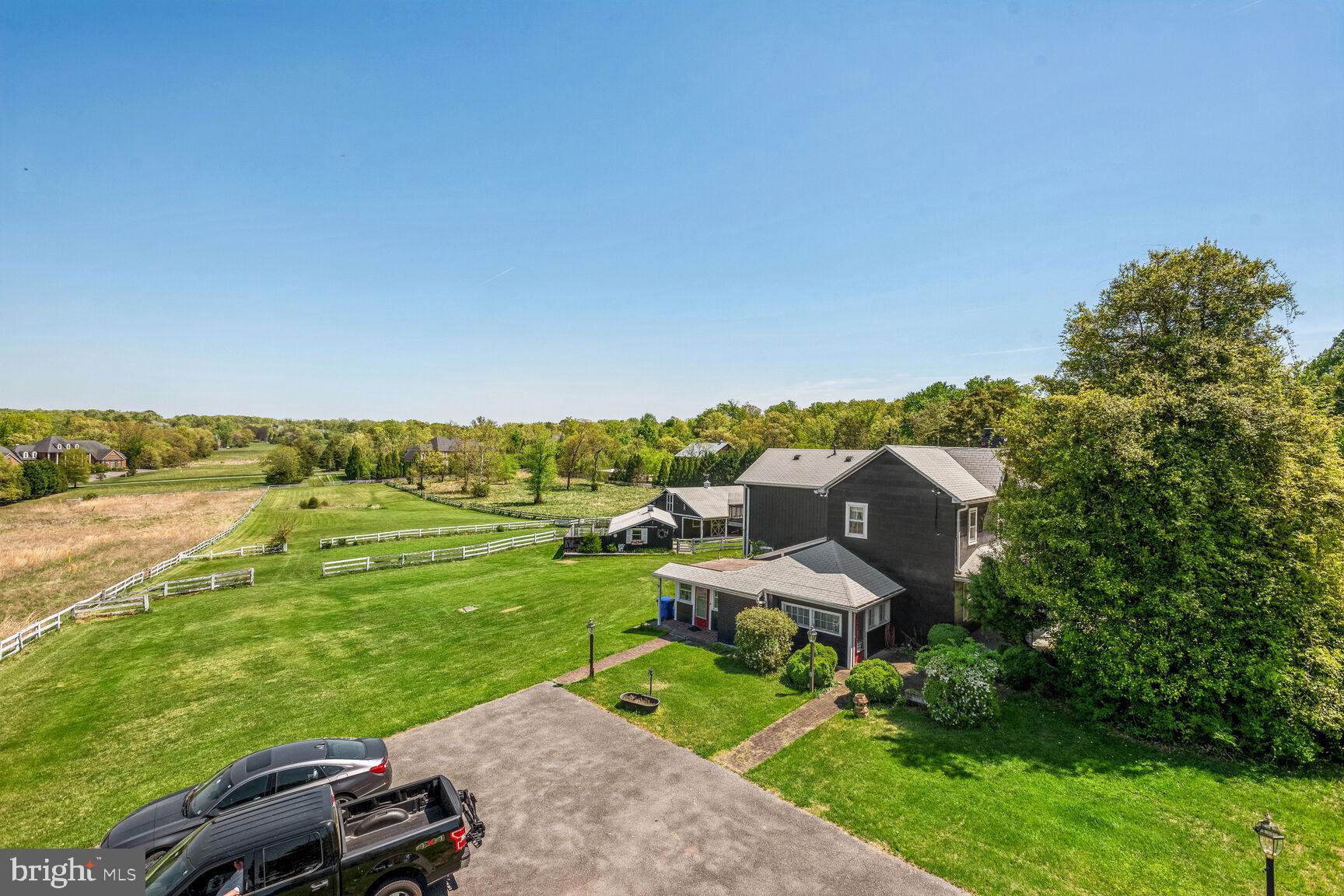 DARNESTOWN OUTSIDE - Residential