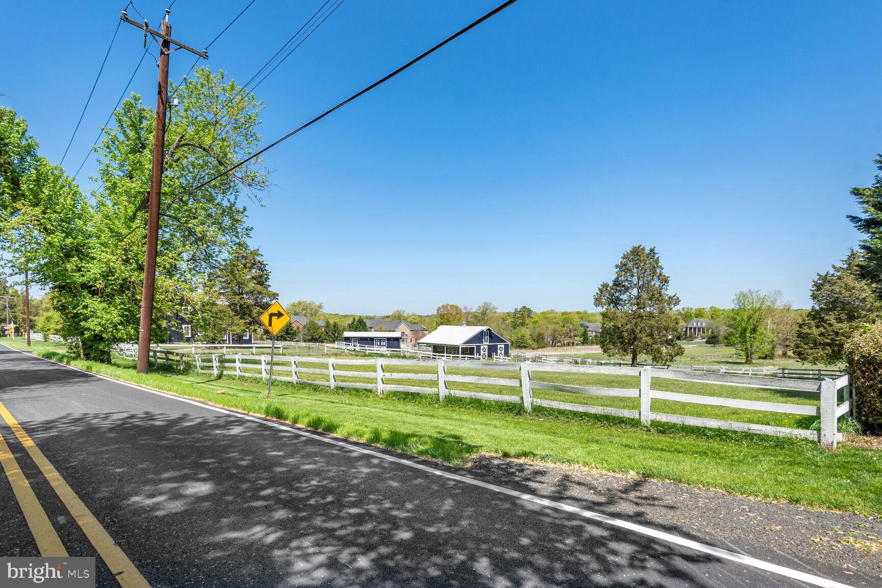 DARNESTOWN OUTSIDE - Residential