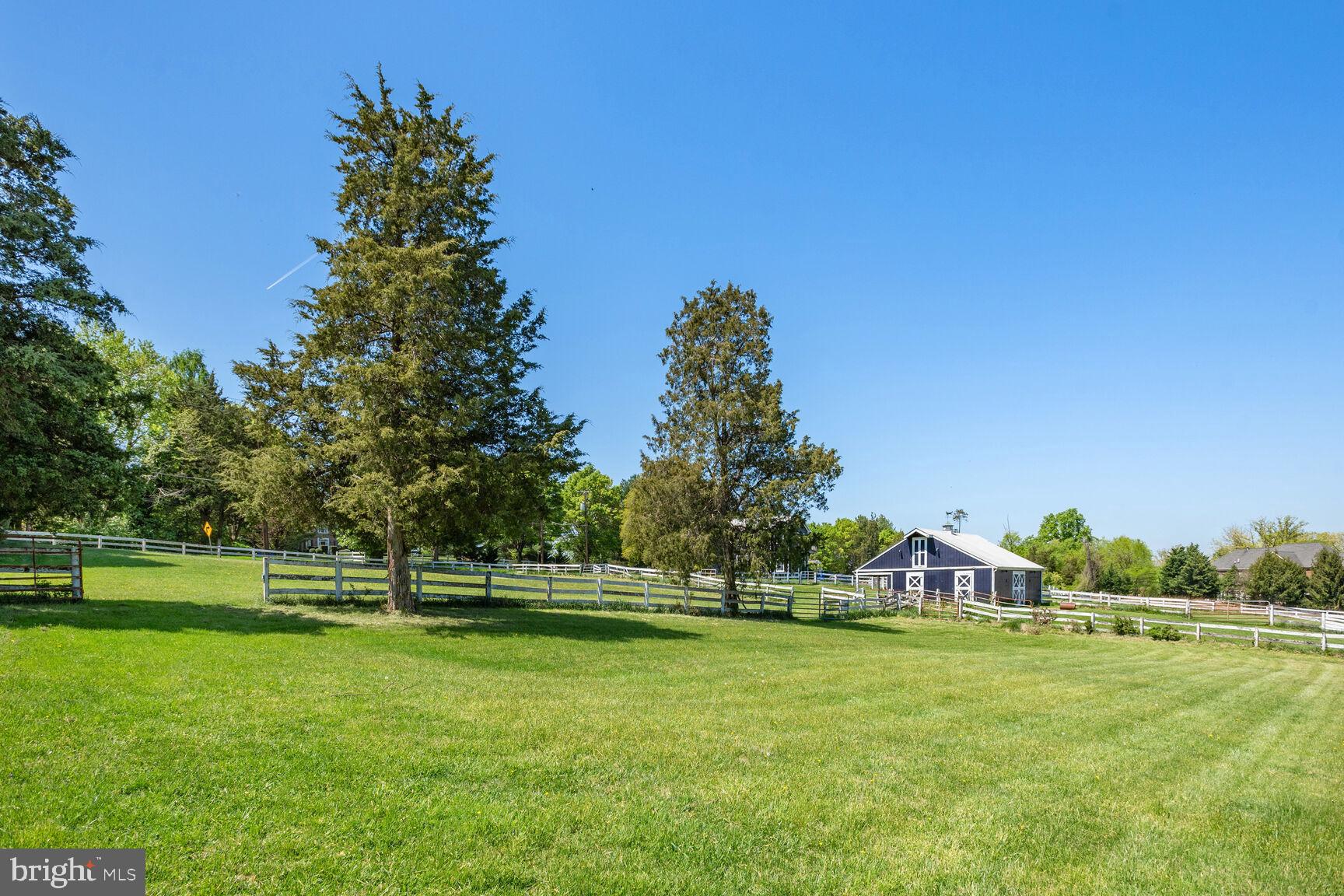 DARNESTOWN OUTSIDE - Residential