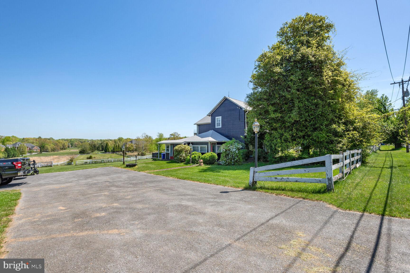 DARNESTOWN OUTSIDE - Residential