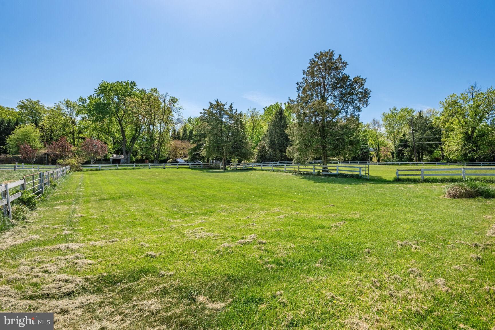 DARNESTOWN OUTSIDE - Residential