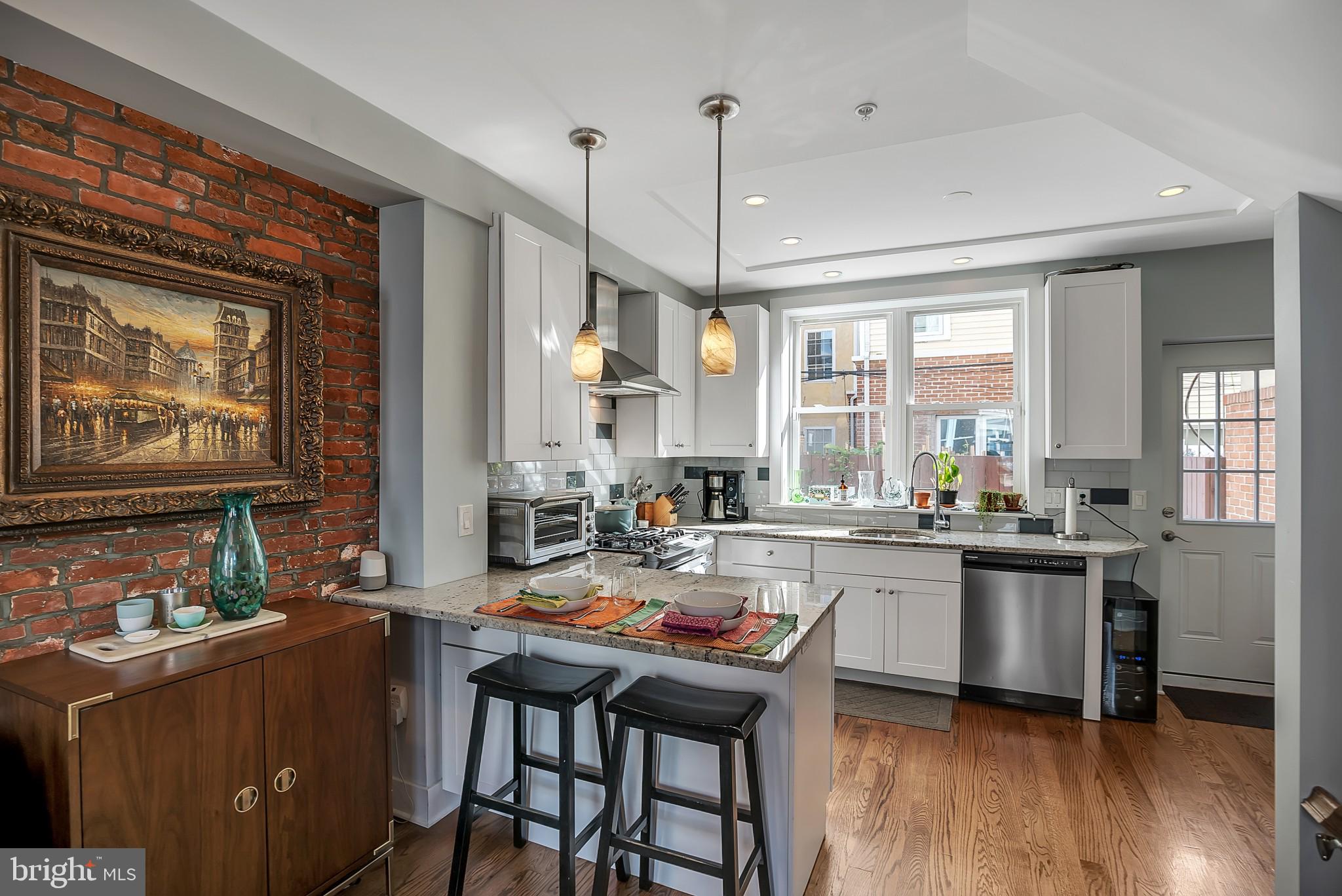 BELLA VISTA - Residential