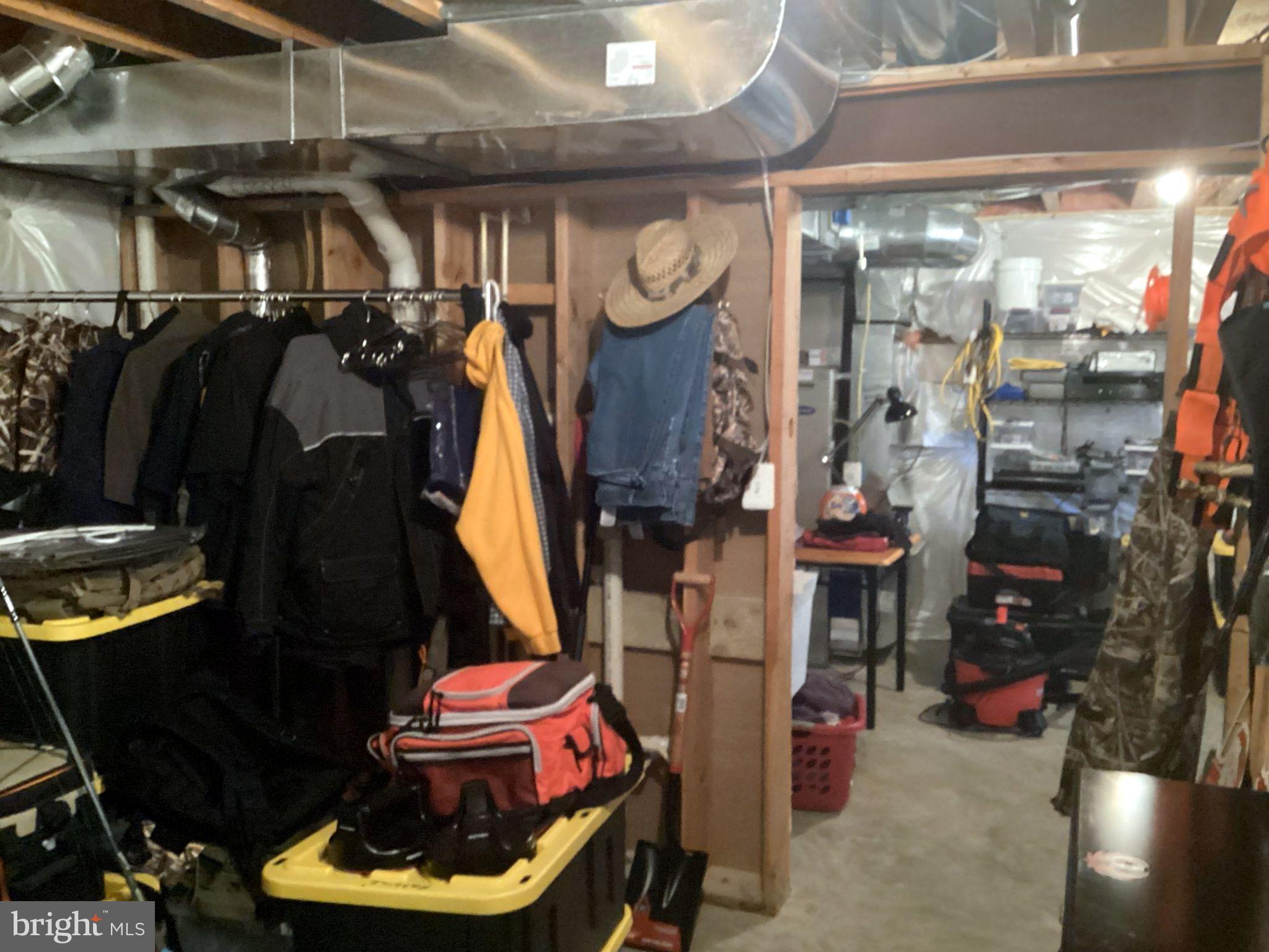 BACK CREEK WOODS - Residential