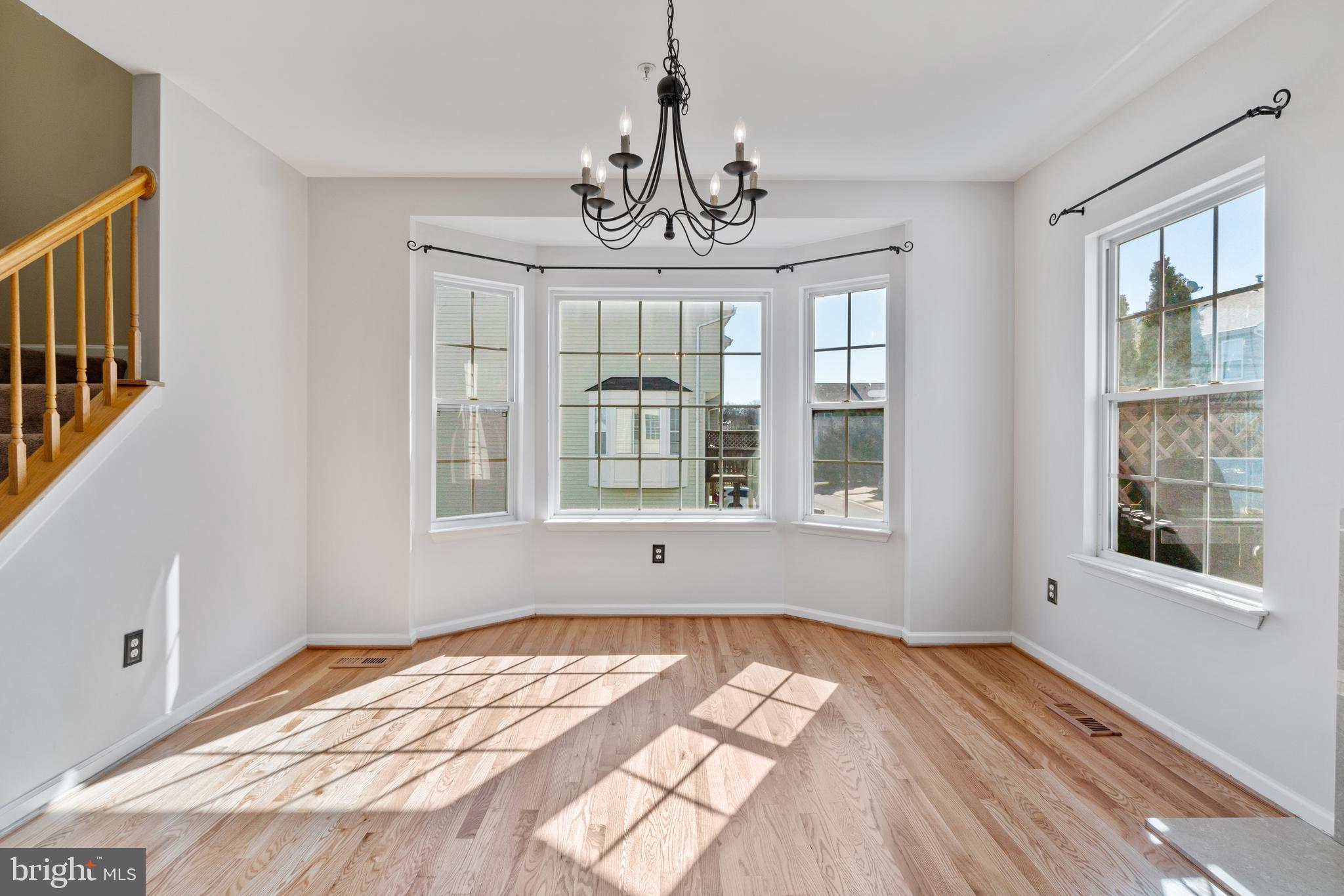 EATON SQUARE - Residential