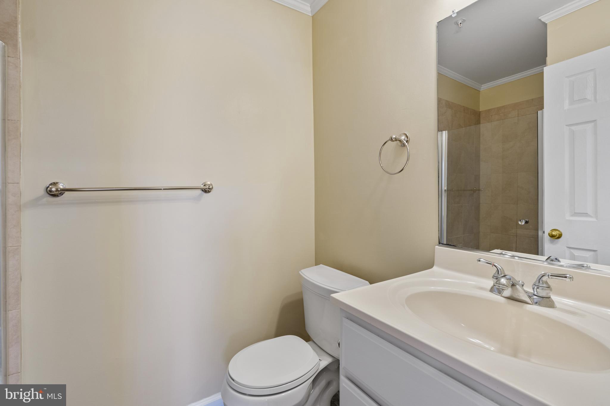 EATON SQUARE - Residential