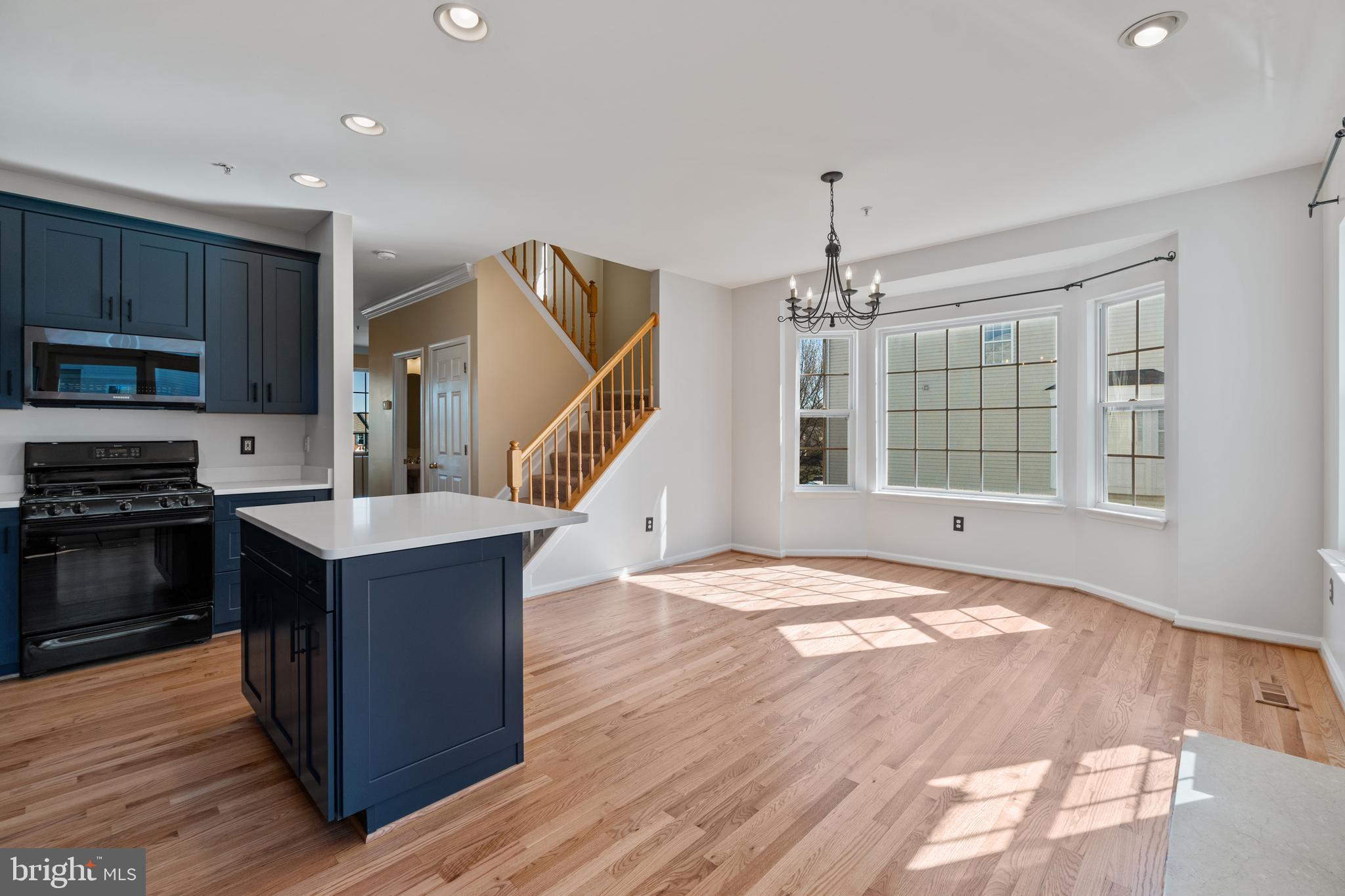 EATON SQUARE - Residential