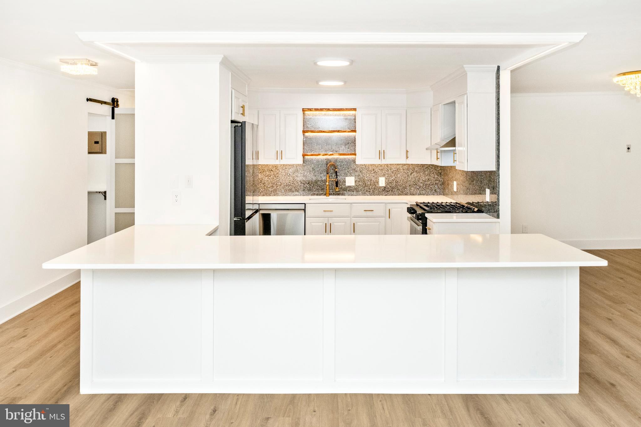 FRIENDSHIP HEIGHTS - Residential