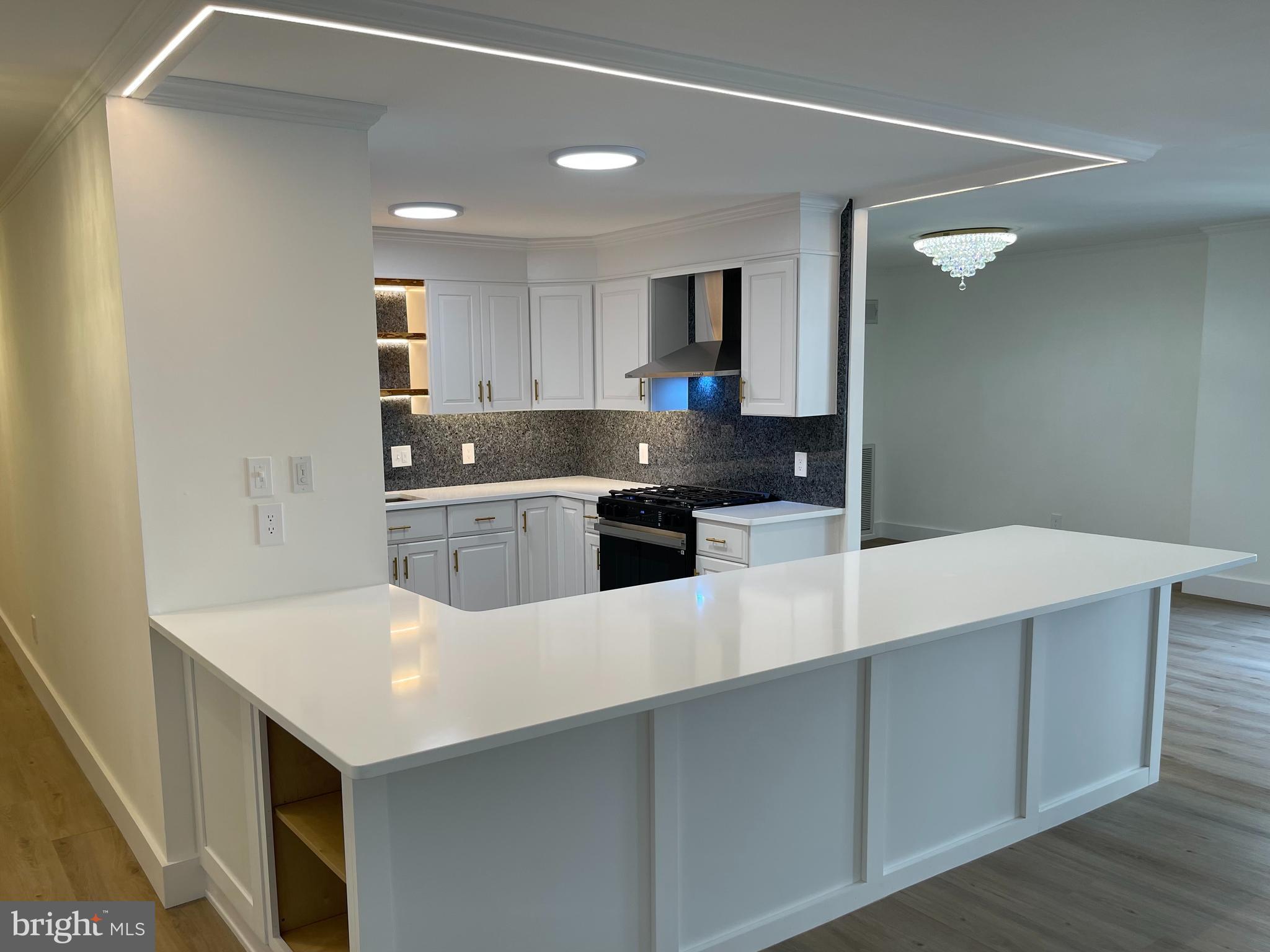 FRIENDSHIP HEIGHTS - Residential