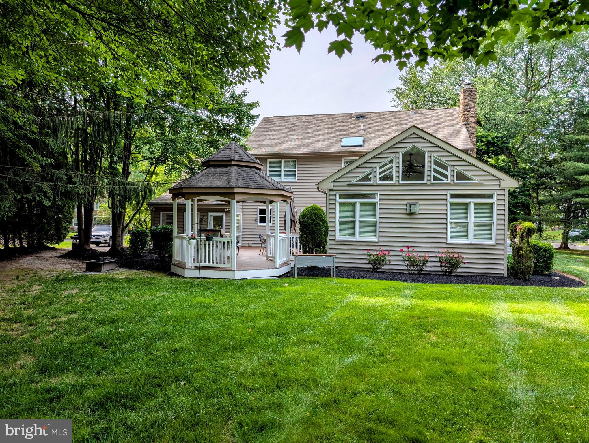 1495 ESTATE LANE