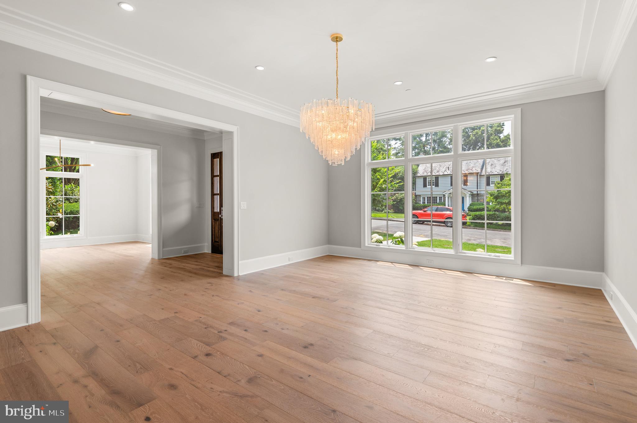 SPRING VALLEY - Residential