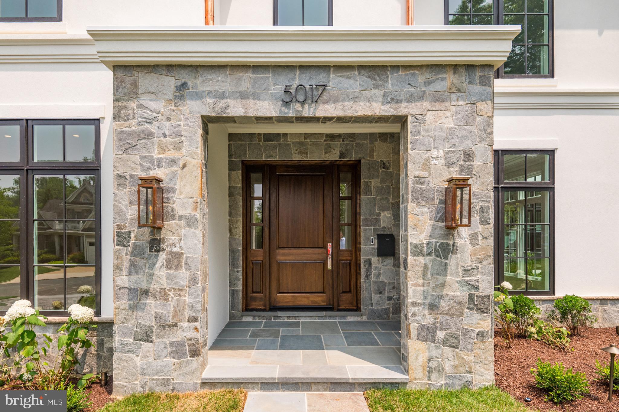 SPRING VALLEY - Residential