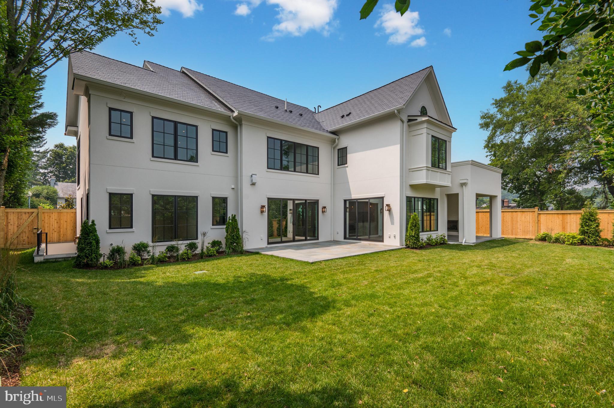 SPRING VALLEY - Residential