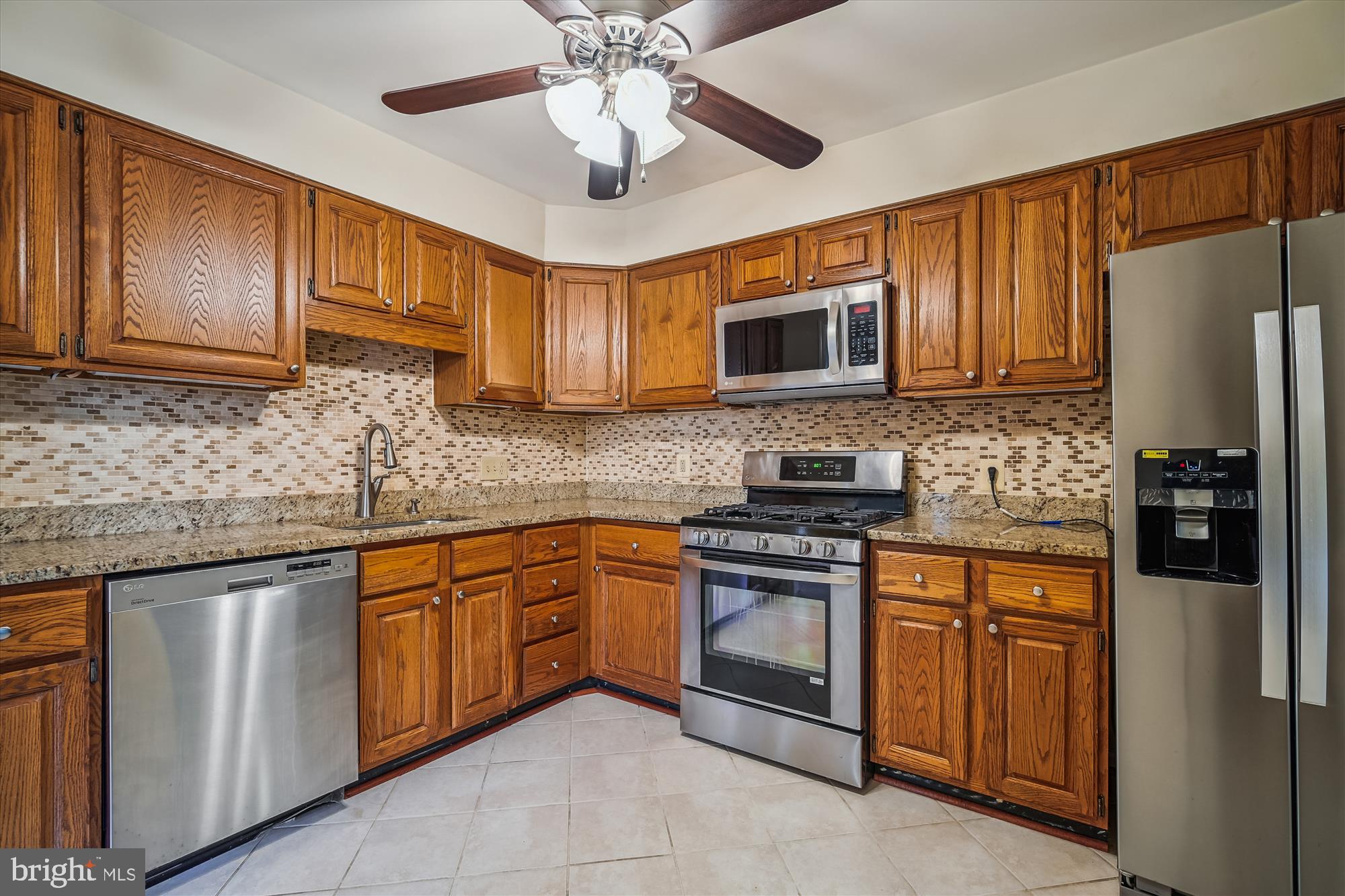 GLEN HOLLOW - Residential