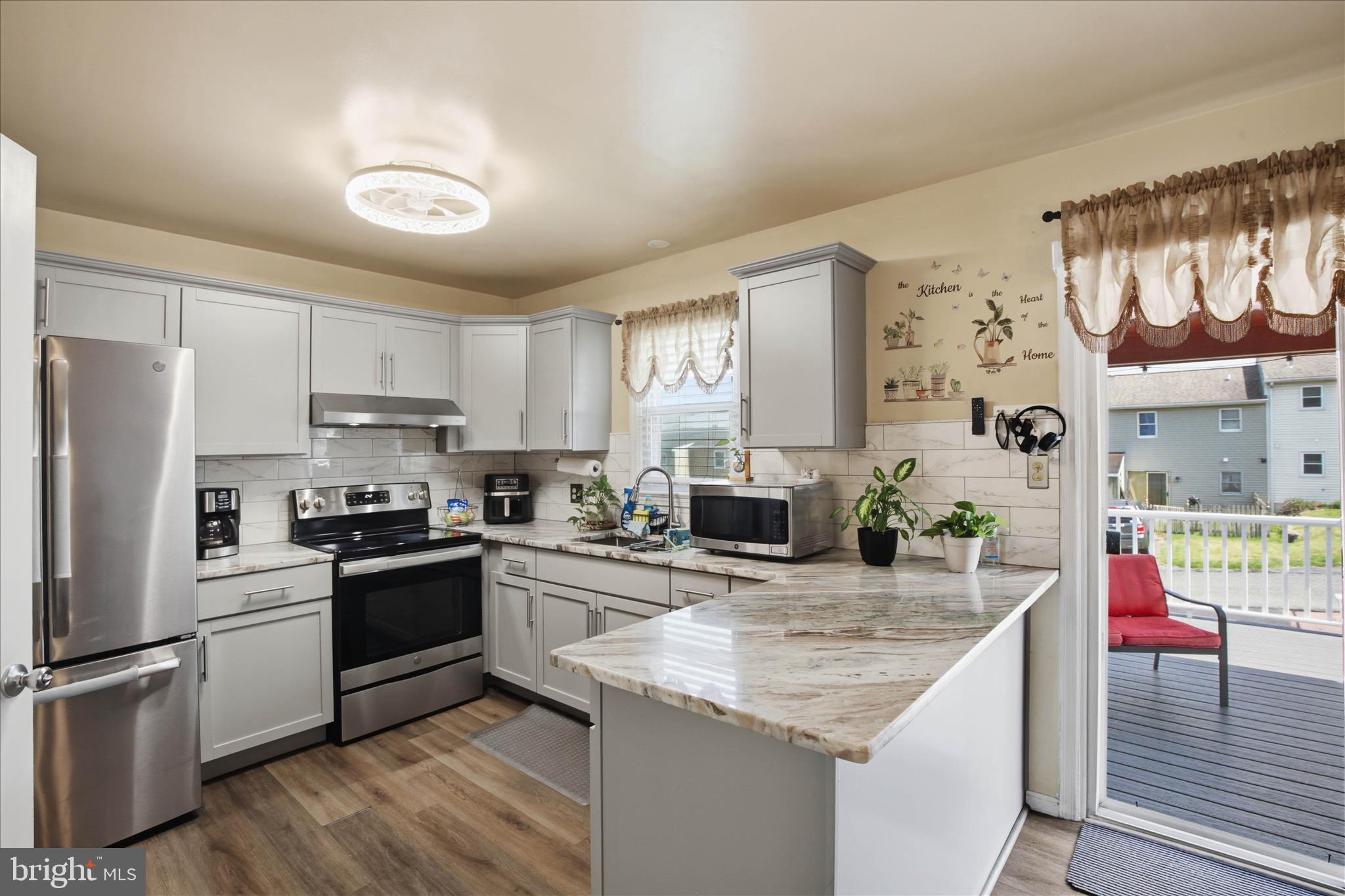 SOWE NEIGHBORHOOD / CABBAGE HILL - Residential