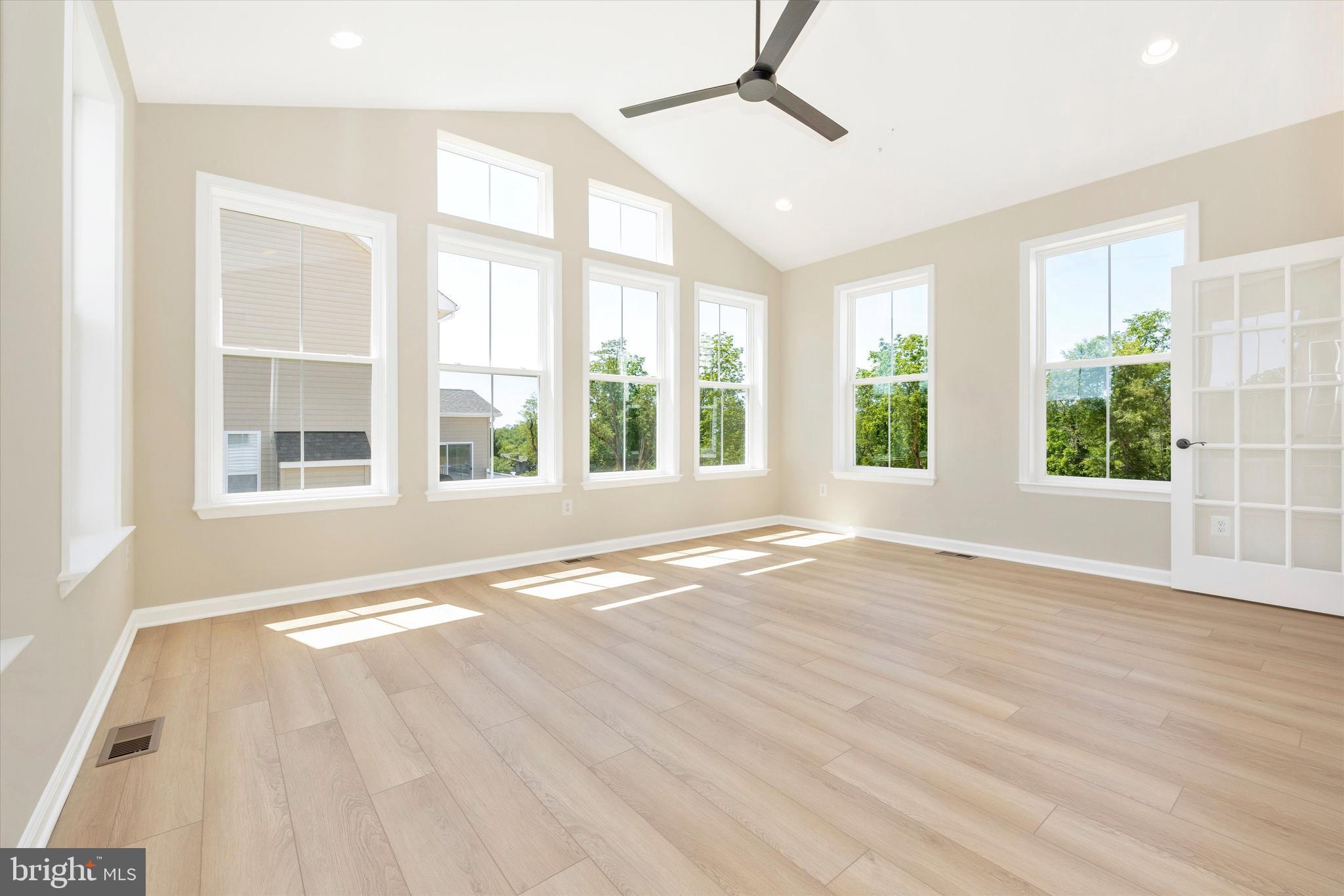 MEADOWRIDGE - Residential