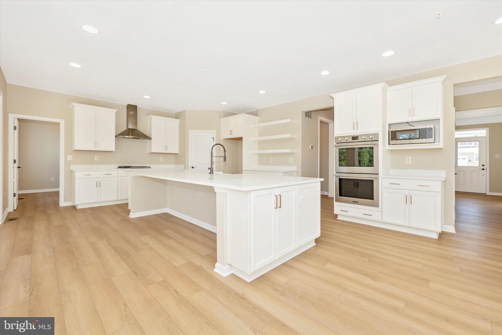 MEADOWRIDGE - Residential