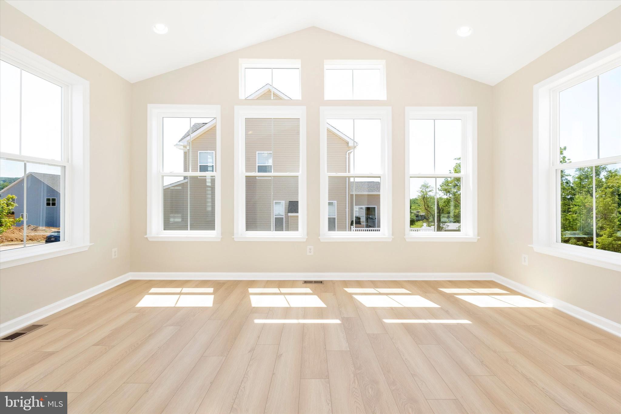 MEADOWRIDGE - Residential