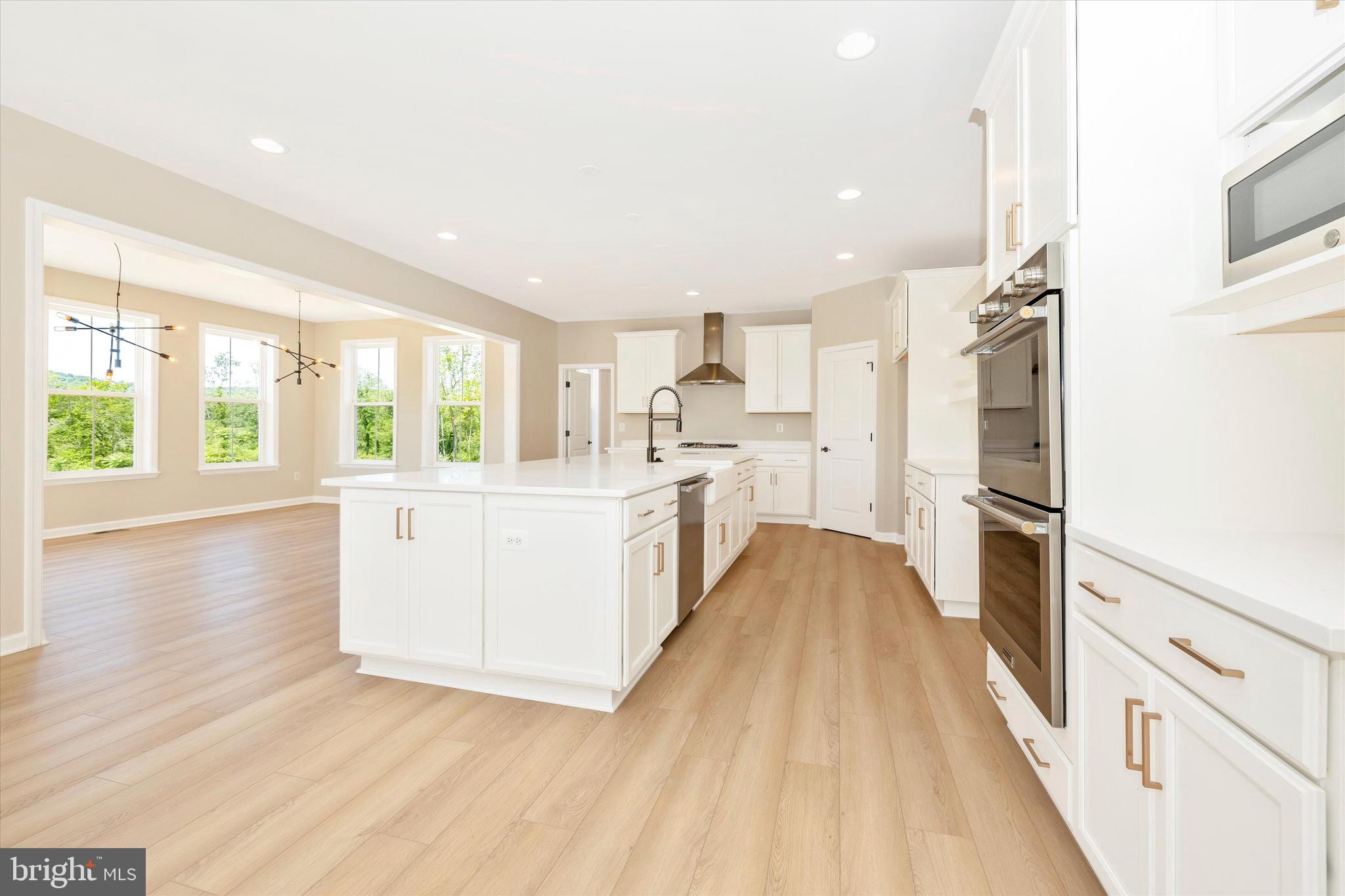 MEADOWRIDGE - Residential