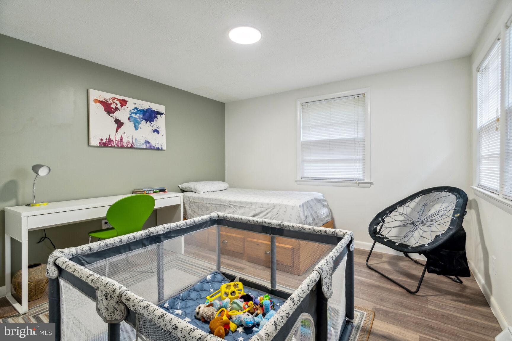 HOLLYWOOD PARK - Residential