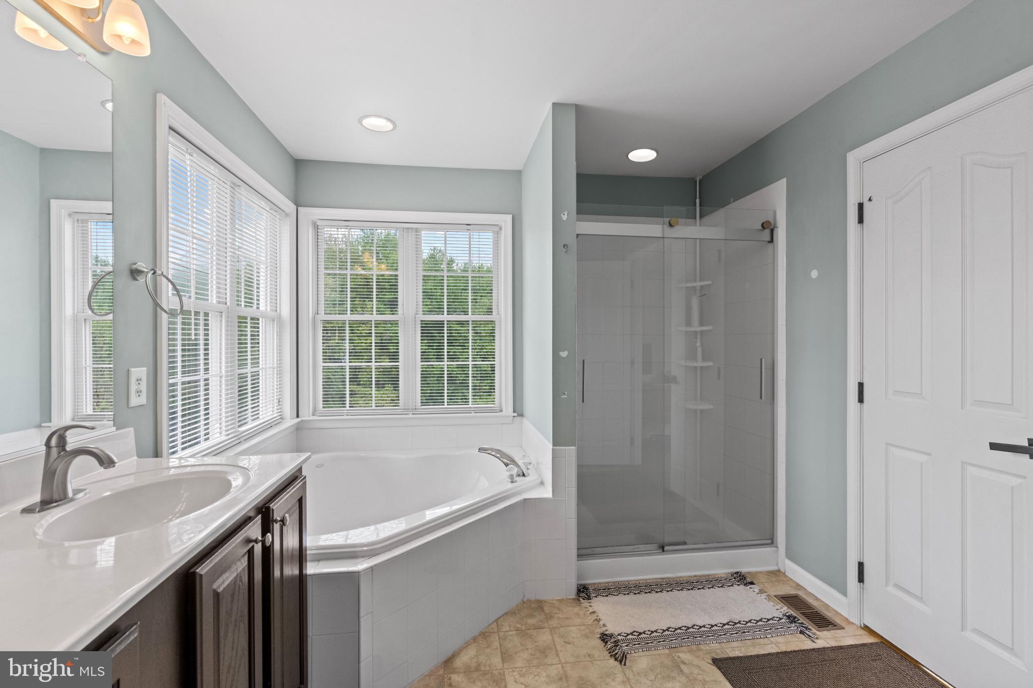HICKORY OVERLOOK - Residential