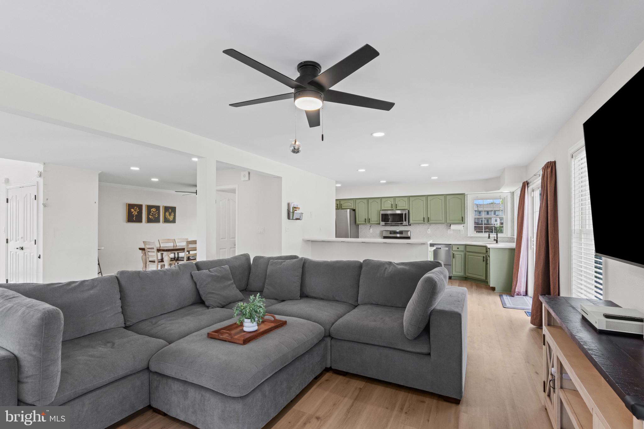 HICKORY OVERLOOK - Residential