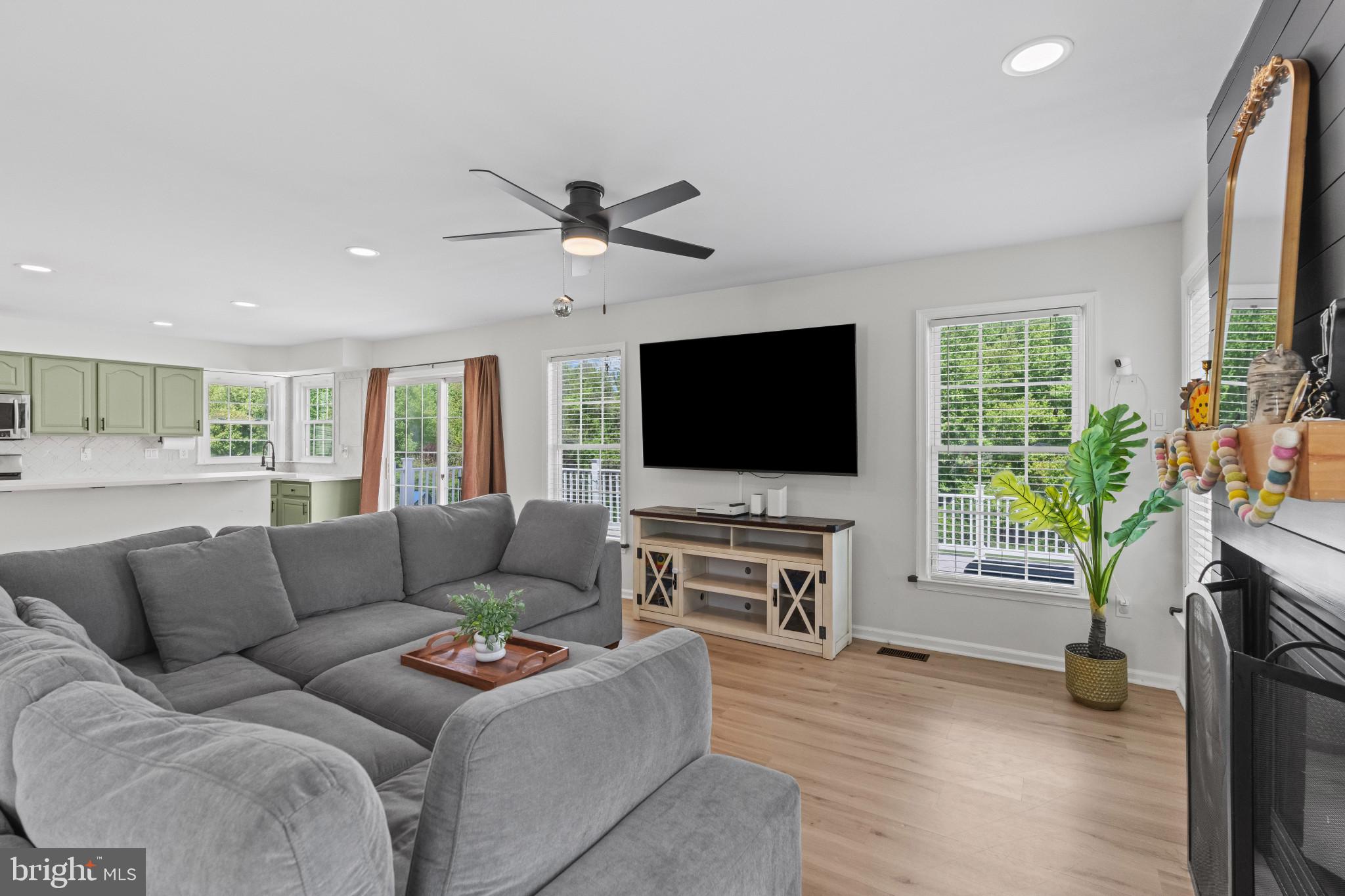 HICKORY OVERLOOK - Residential