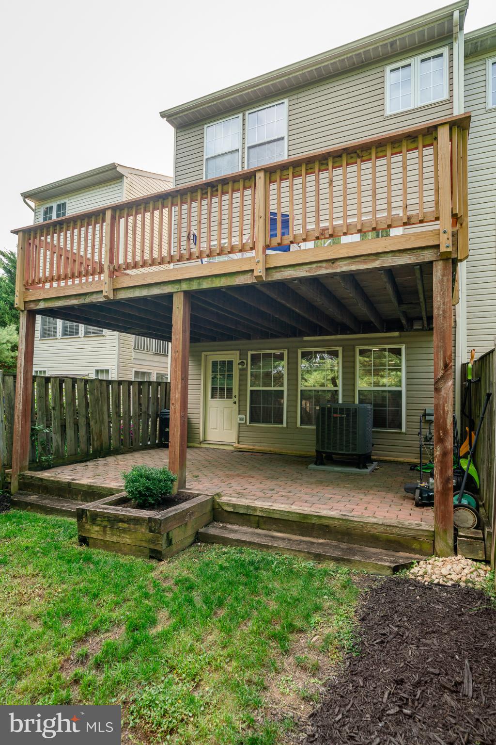 SPRING RIDGE - Residential