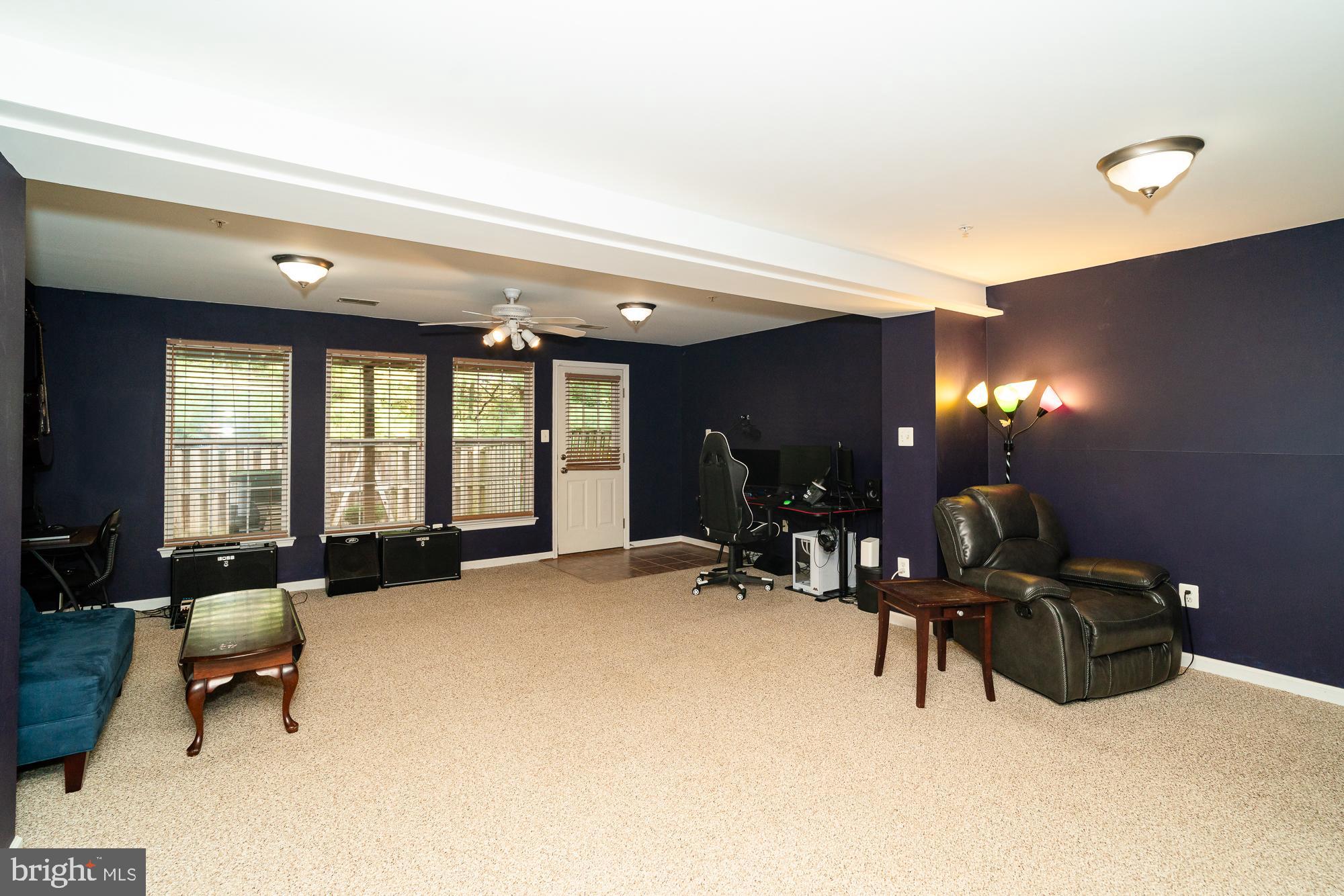 SPRING RIDGE - Residential