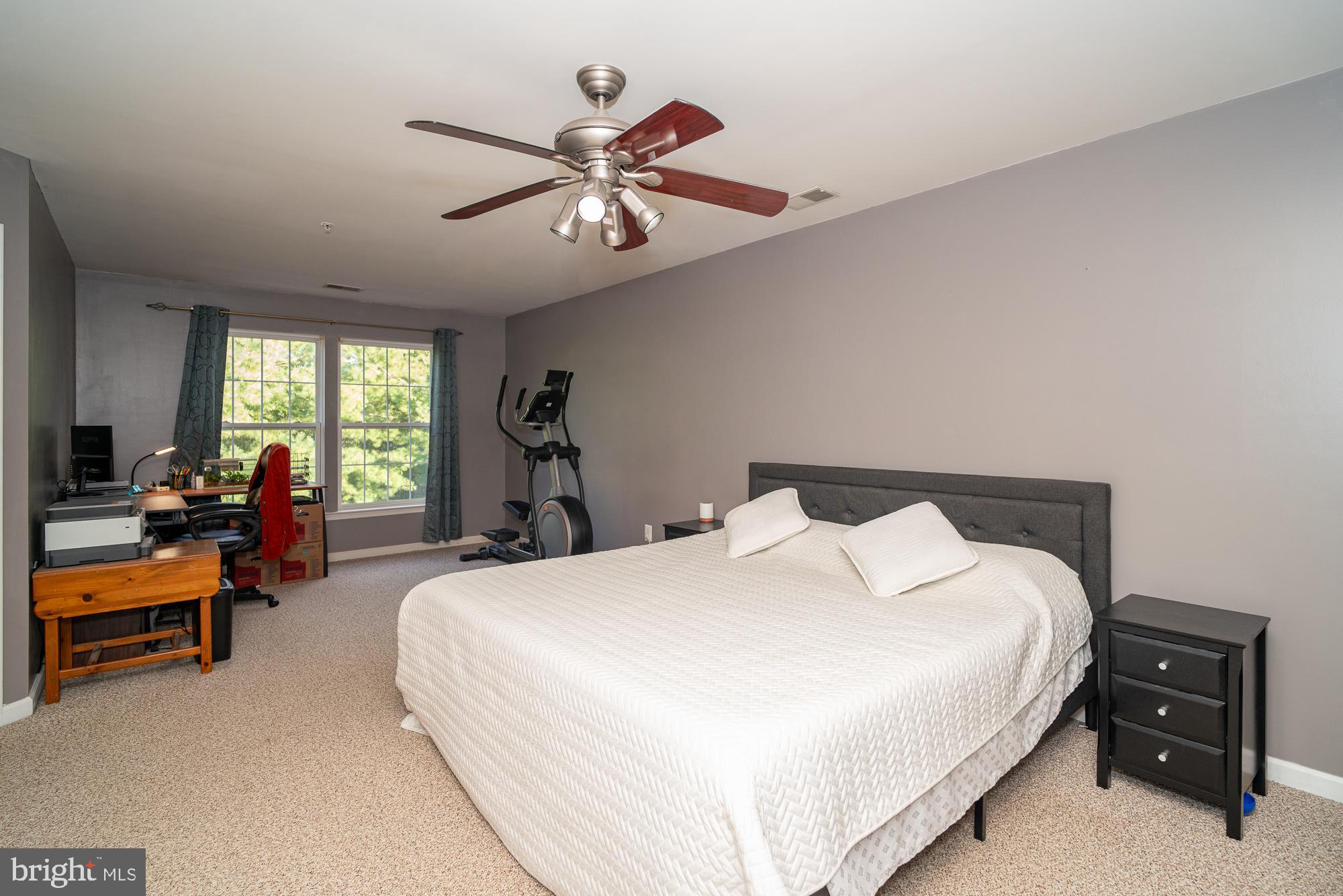 SPRING RIDGE - Residential