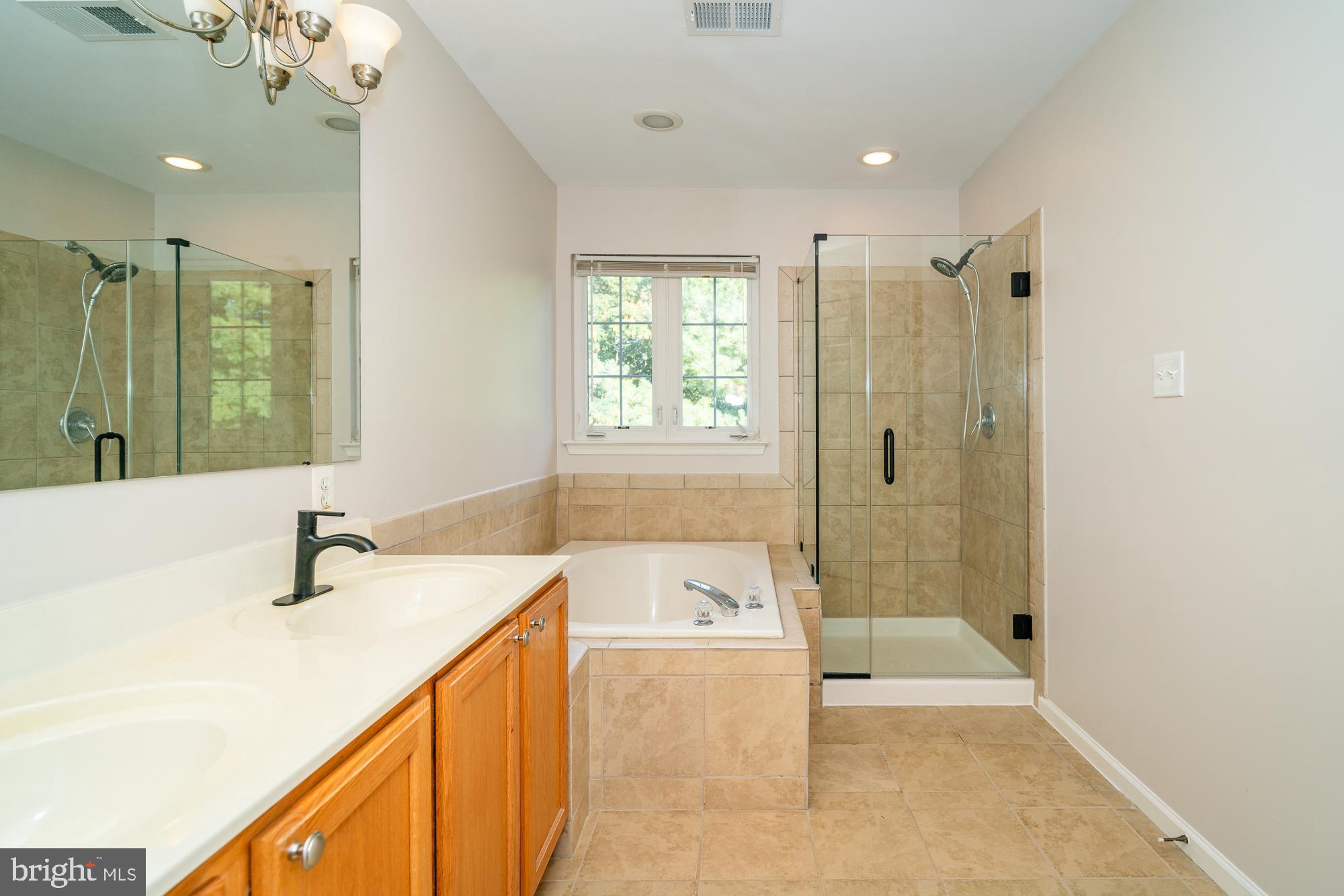 SPRING RIDGE - Residential