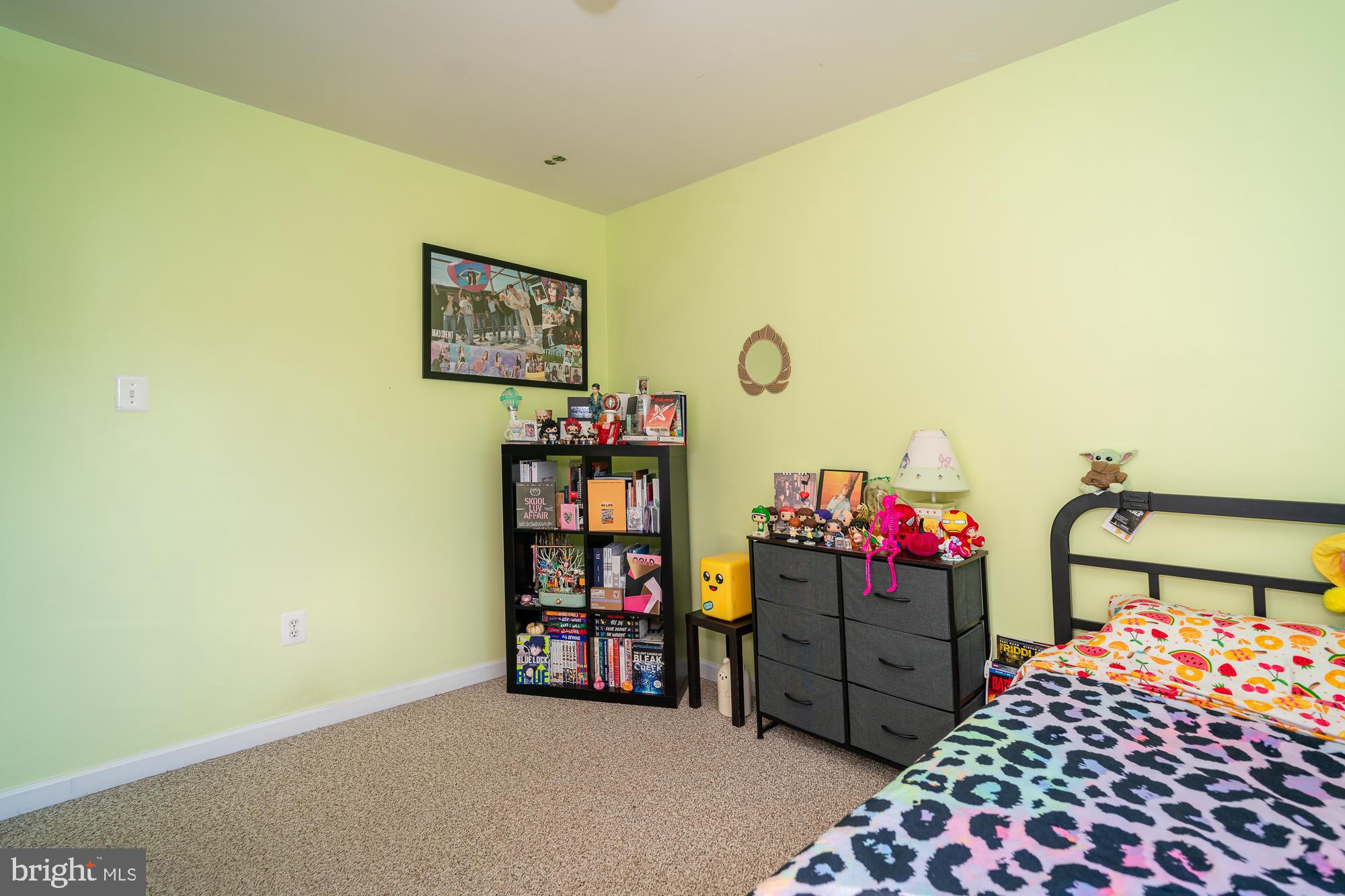 SPRING RIDGE - Residential