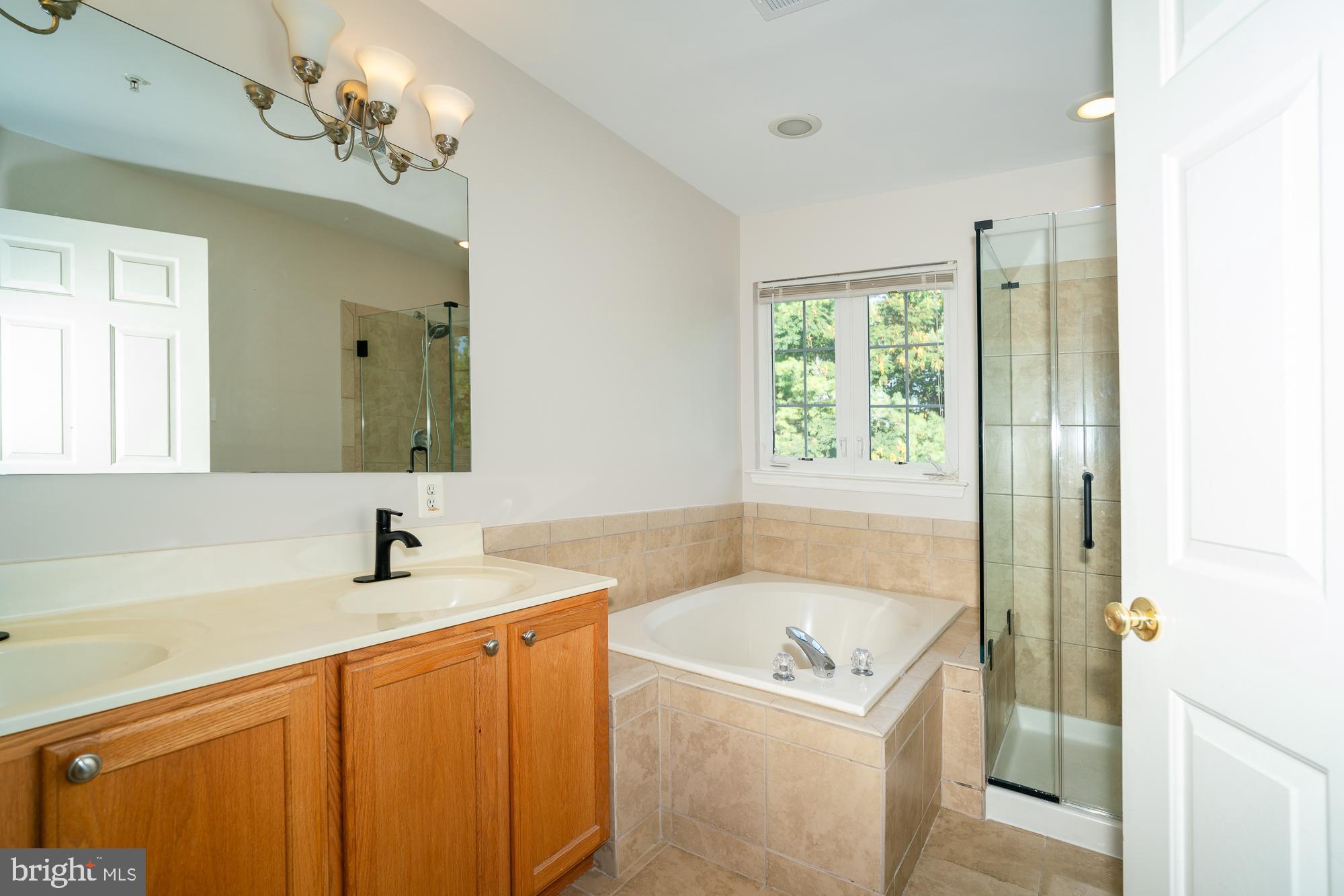 SPRING RIDGE - Residential