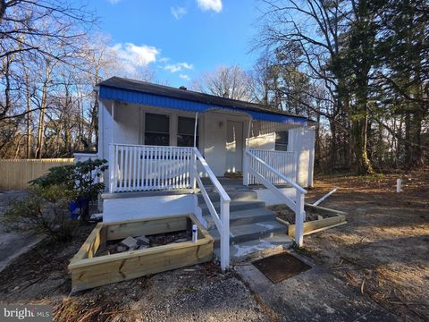 Photo of 110 Howard Avenue, EGG HARBOR TOWNSHIP, NJ 08234 (MLS # NJAC2022674)