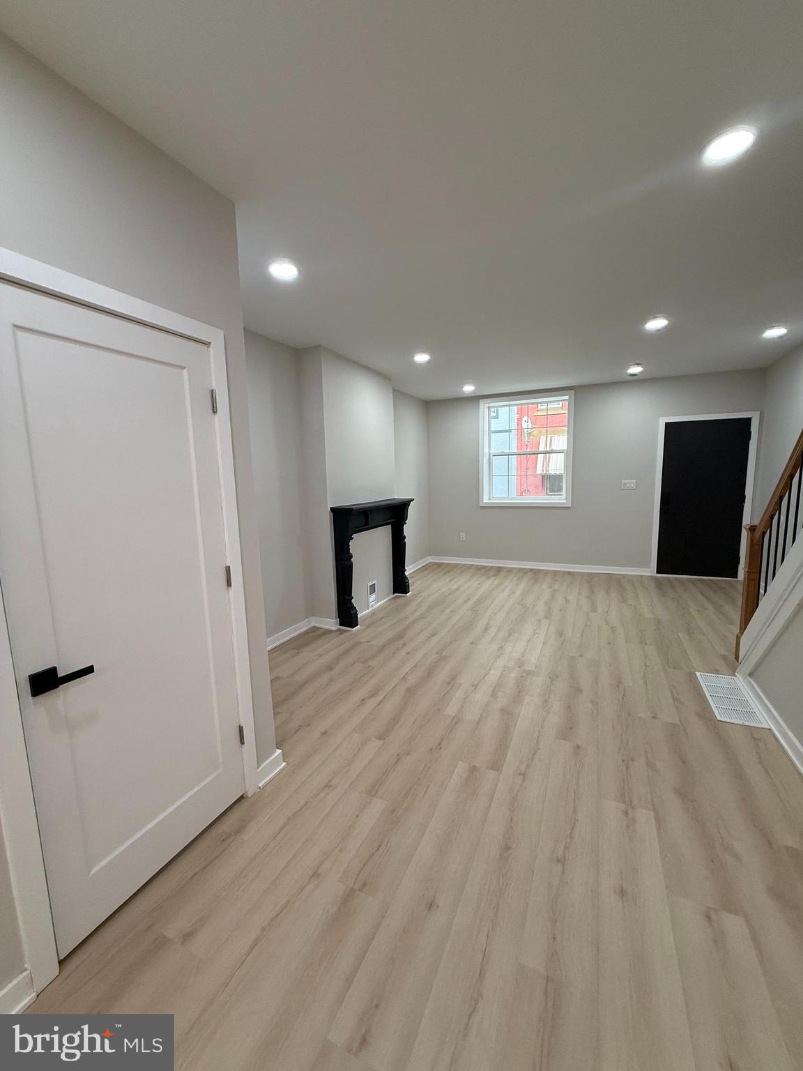 1630 N NEWKIRK STREET