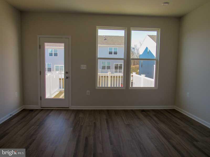 PRESIDENTS POINTE - Residential Lease