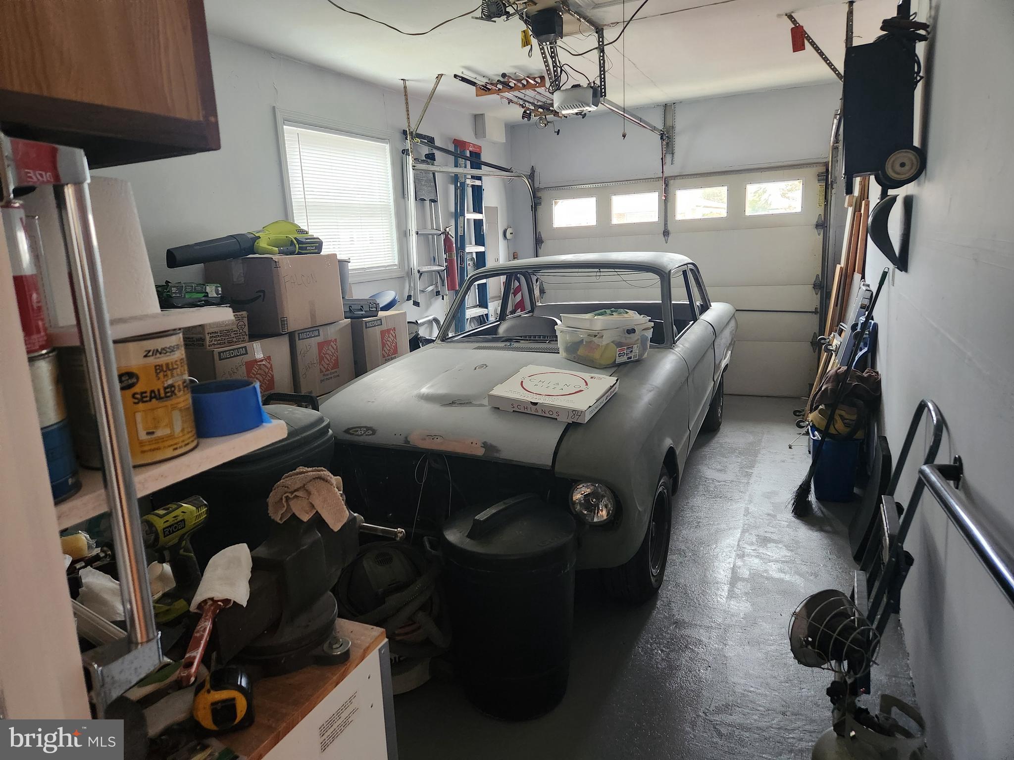 HOLIDAY CITY - CAREFREE - Residential