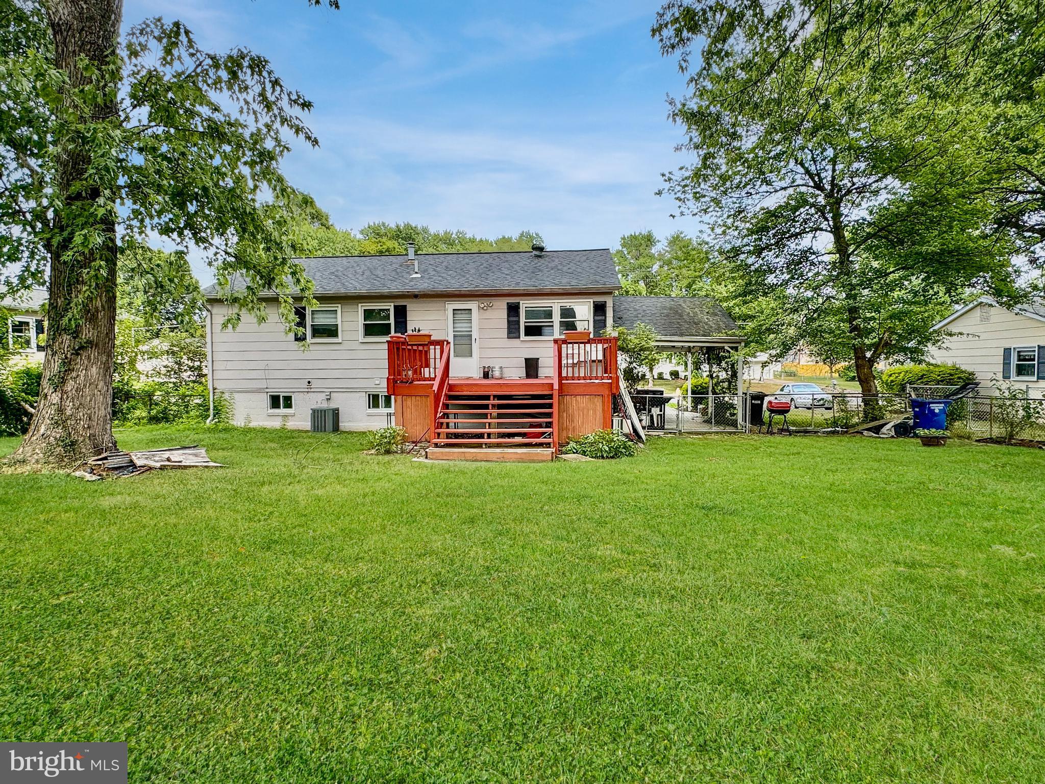 WOODLAWN TERRACE - Residential