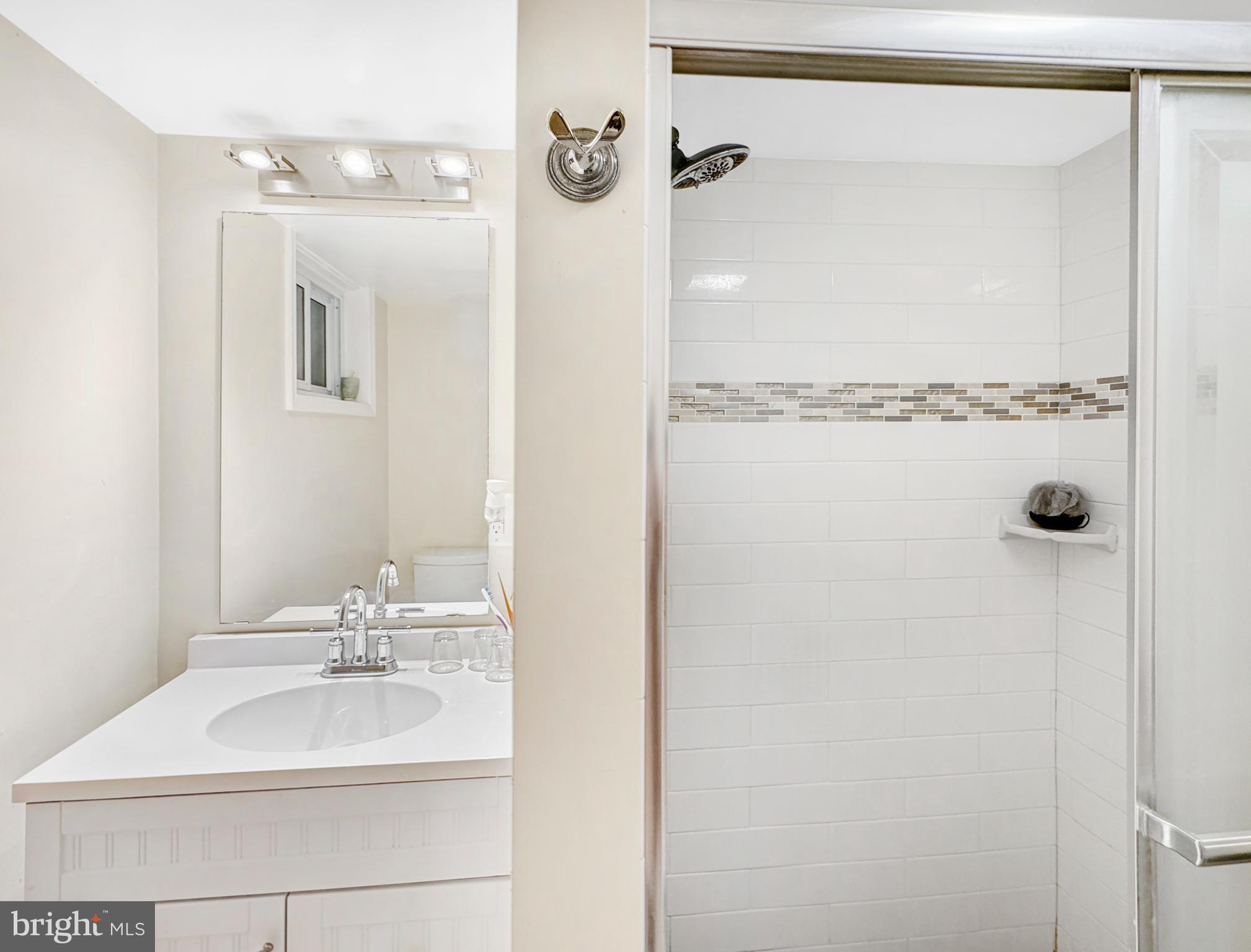 WOODLAWN TERRACE - Residential