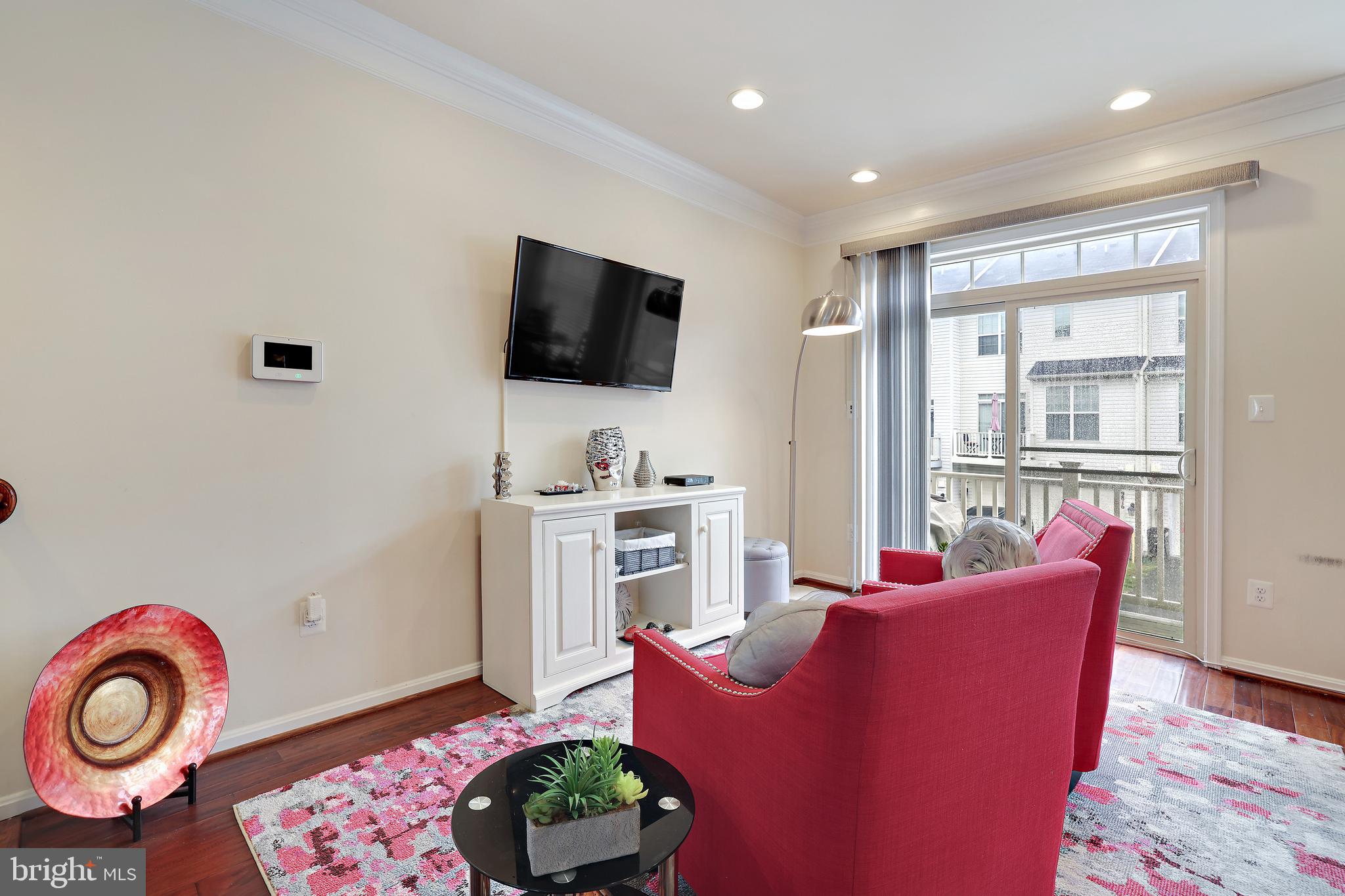 WOODMORE TOWNE CENTRE - Residential