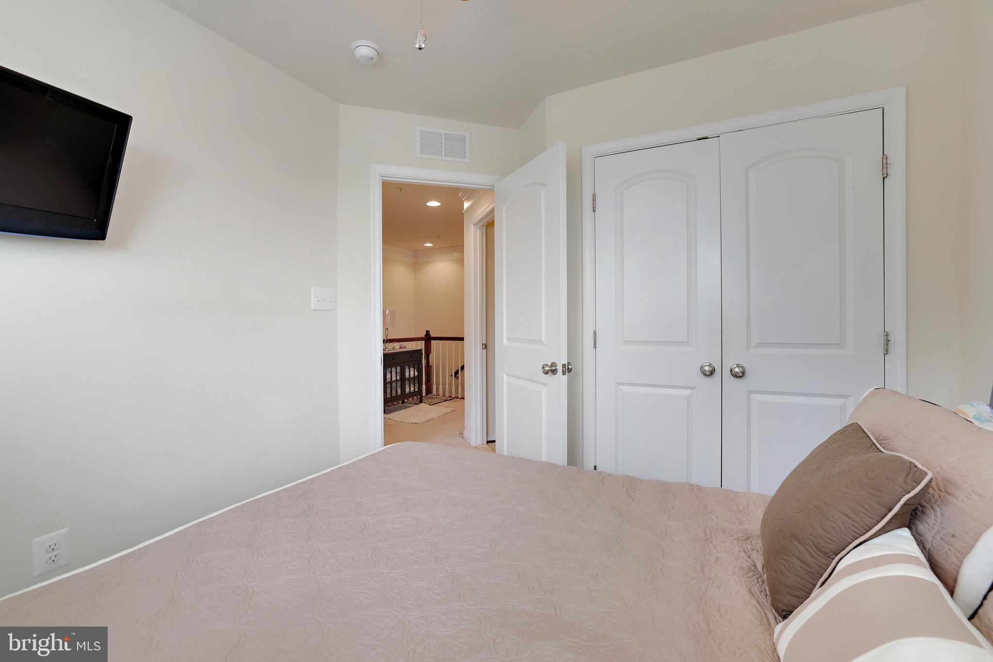 WOODMORE TOWNE CENTRE - Residential