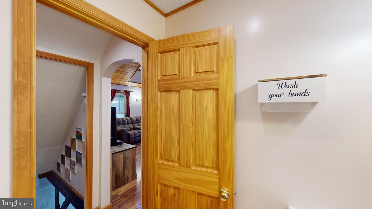 CRYSTAL VALLEY ESTATES - Residential