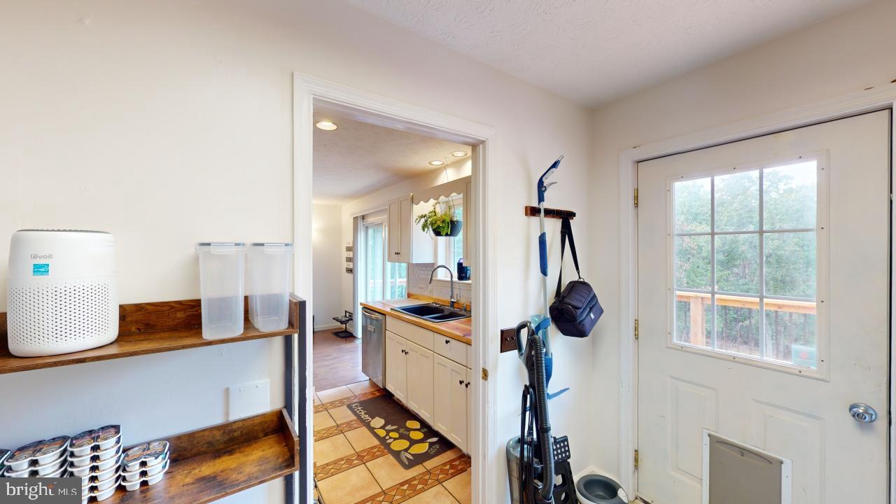 CRYSTAL VALLEY ESTATES - Residential