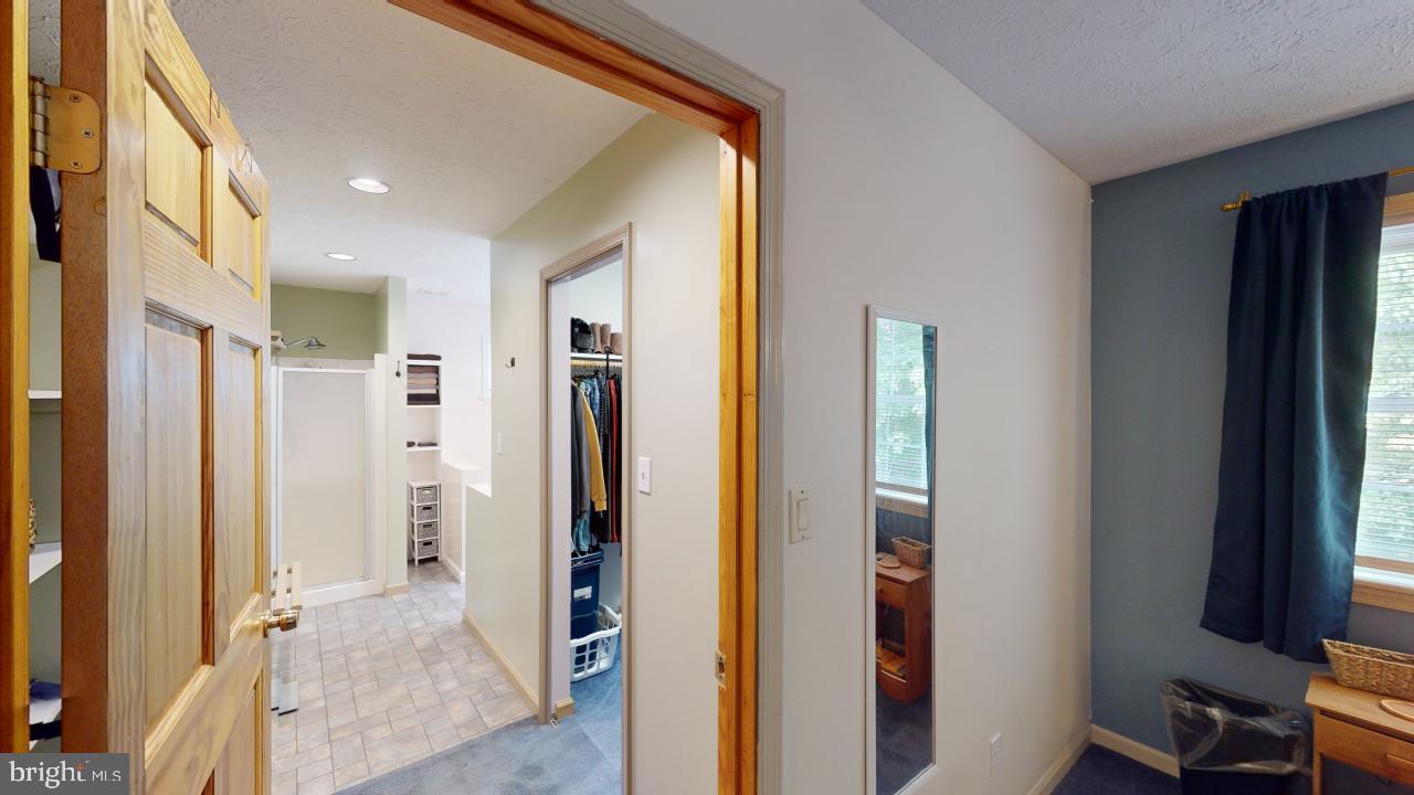 CRYSTAL VALLEY ESTATES - Residential