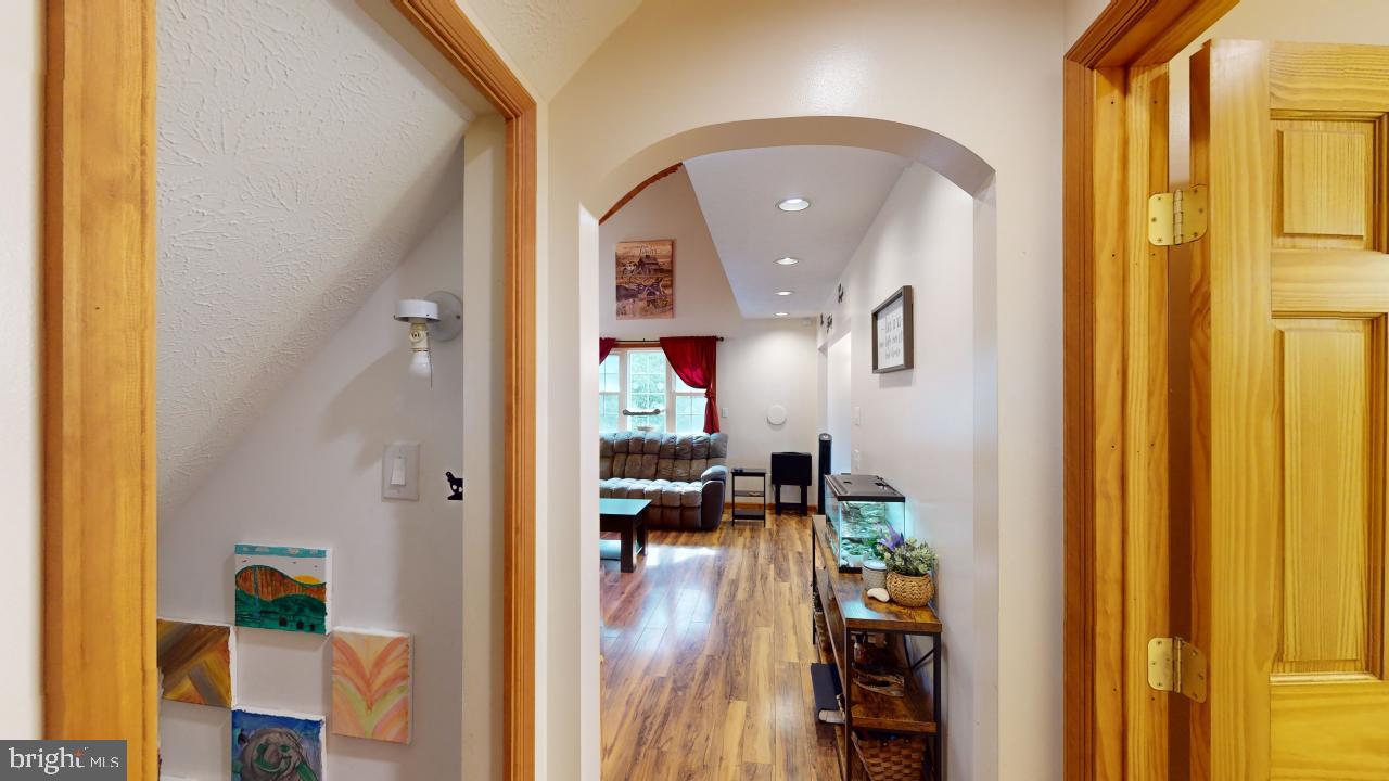 CRYSTAL VALLEY ESTATES - Residential