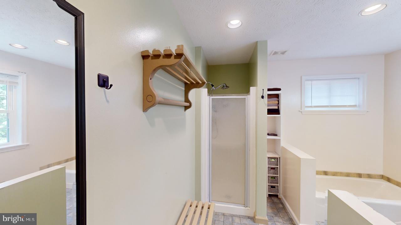 CRYSTAL VALLEY ESTATES - Residential