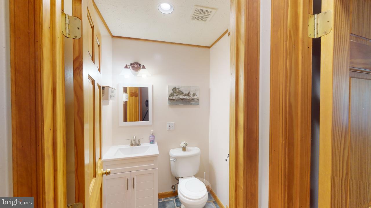 CRYSTAL VALLEY ESTATES - Residential