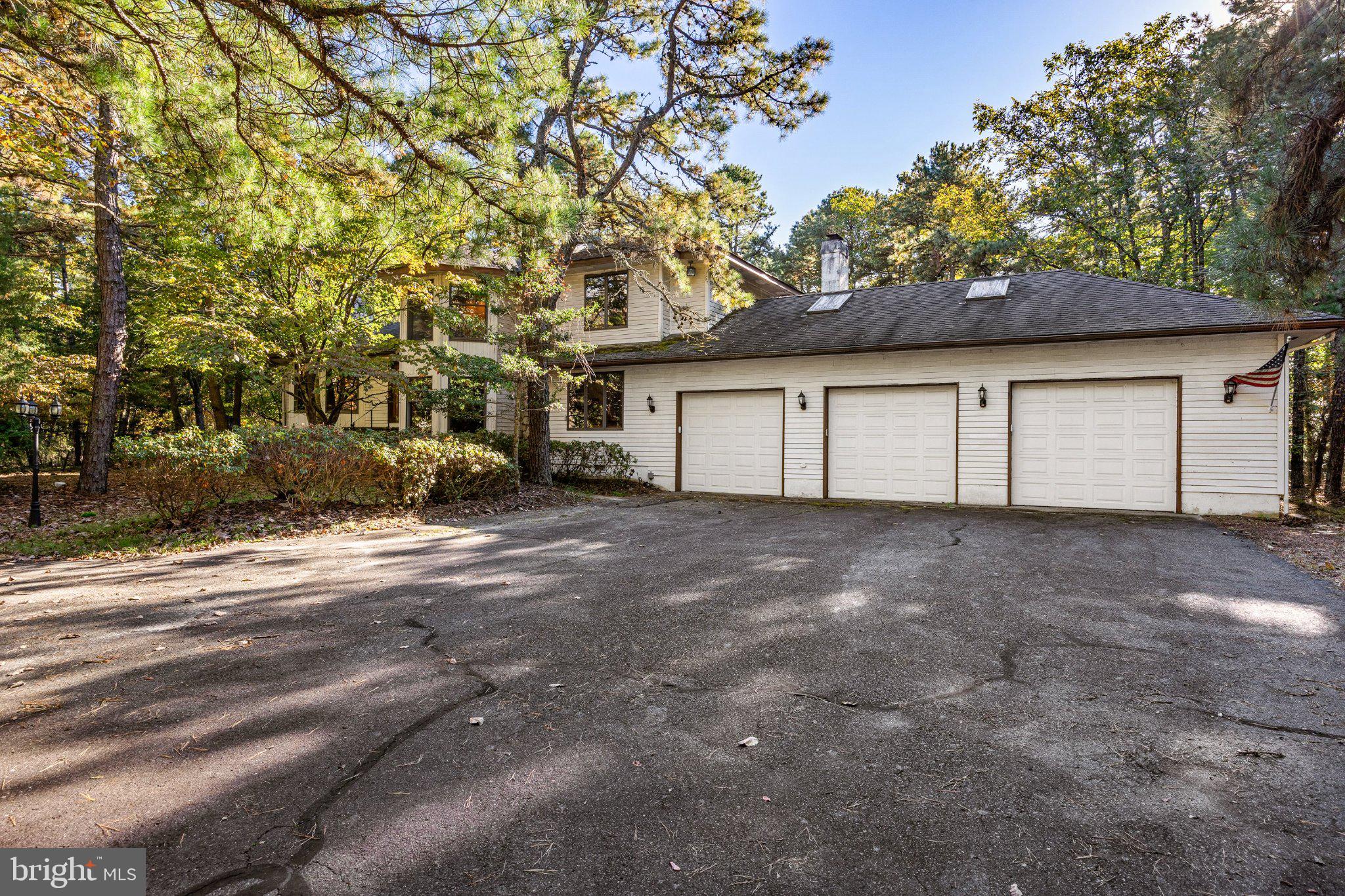 22 TANSBOROUGH ROAD